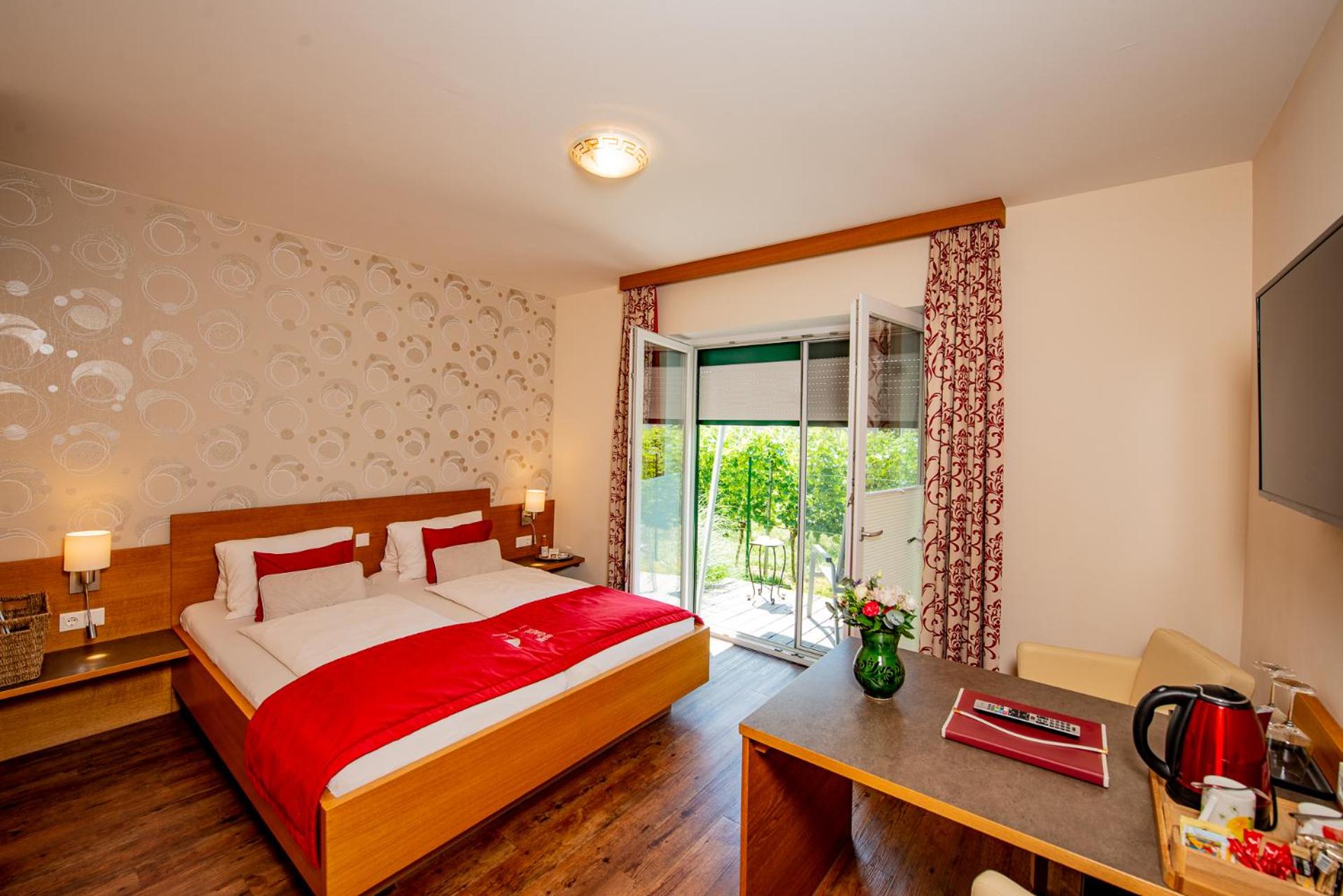 Superior Double Room - Photo 3