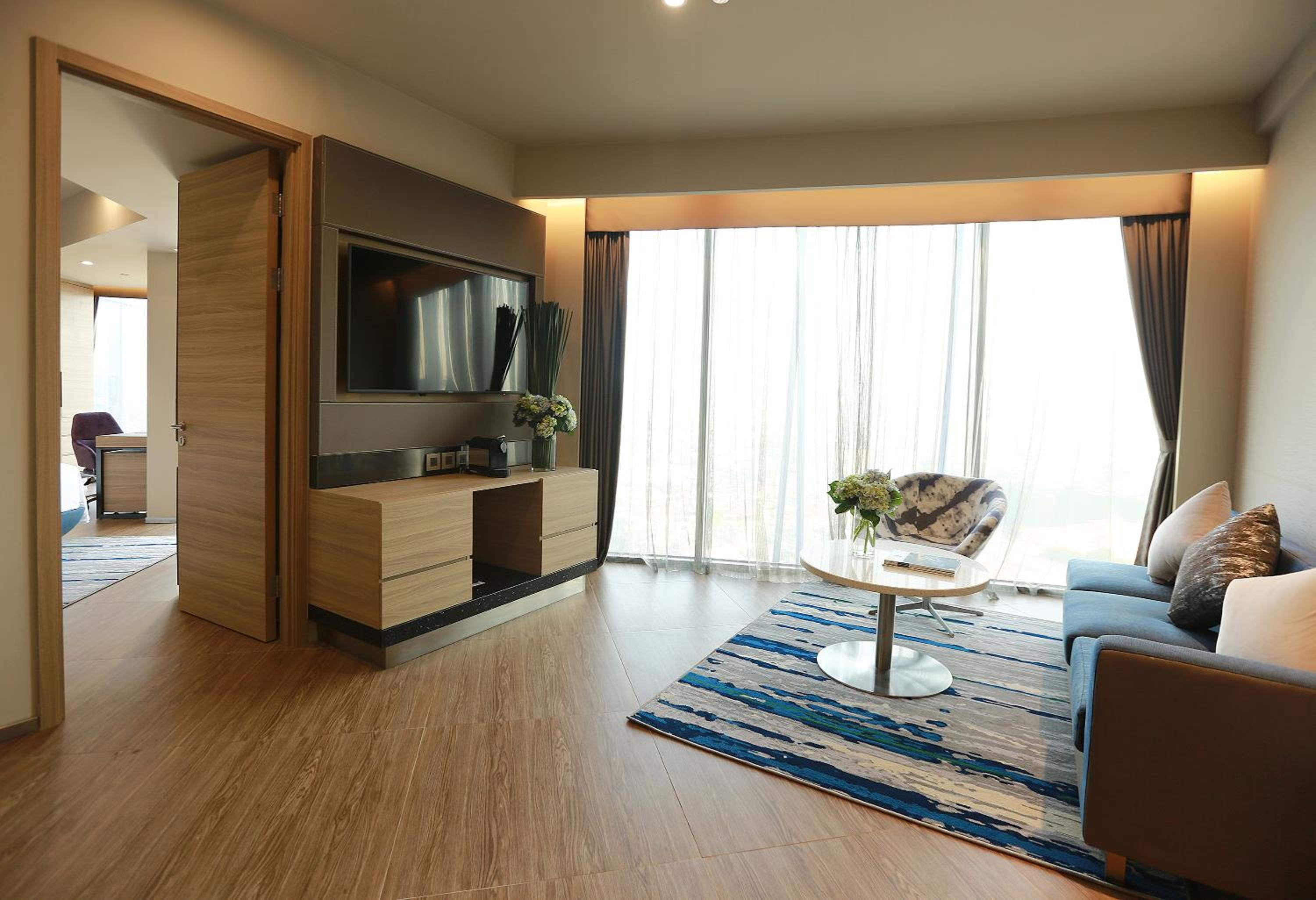 Executive Apartment with King Bed and Sofa Bed