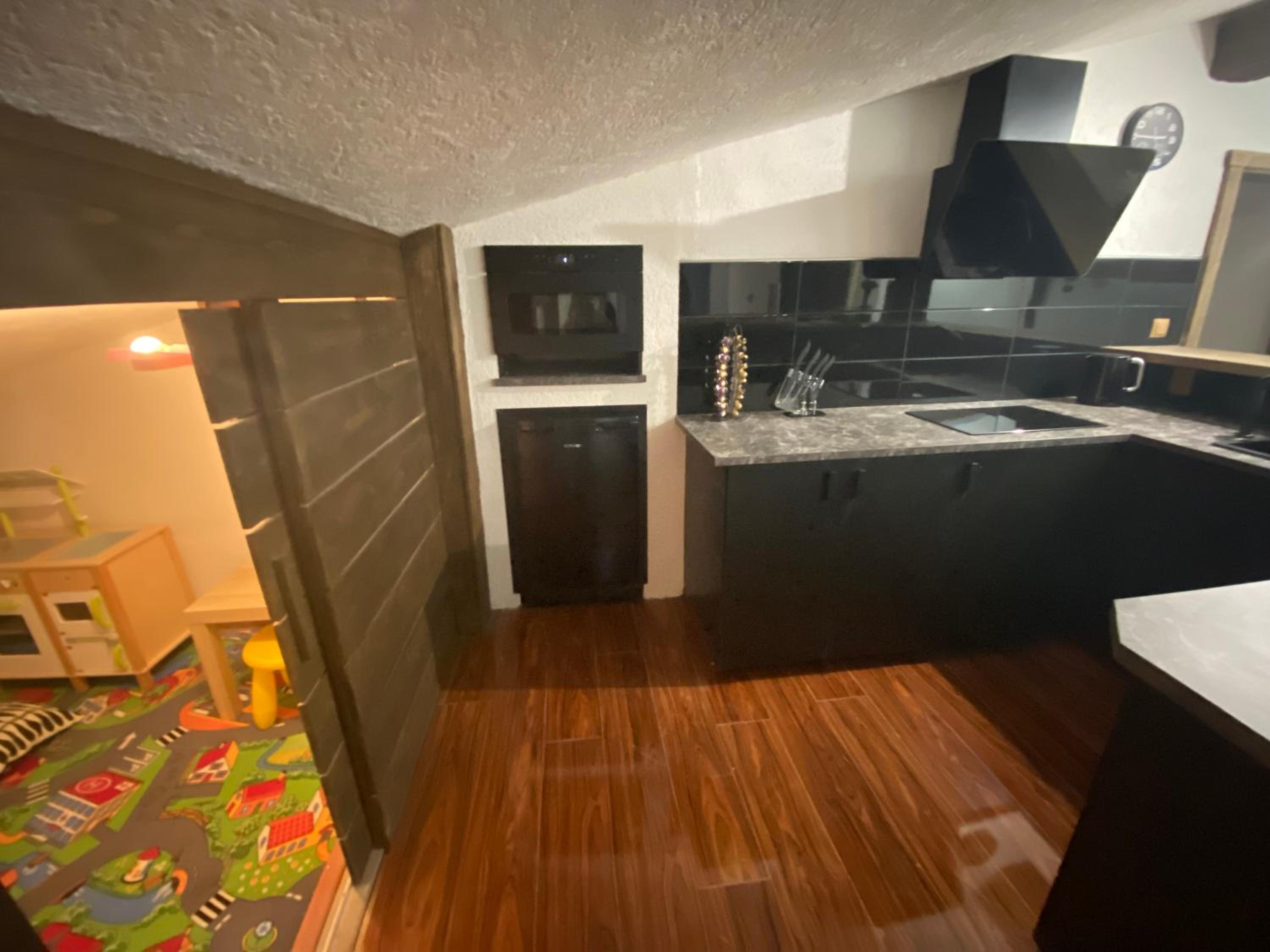 Apartment photo 3