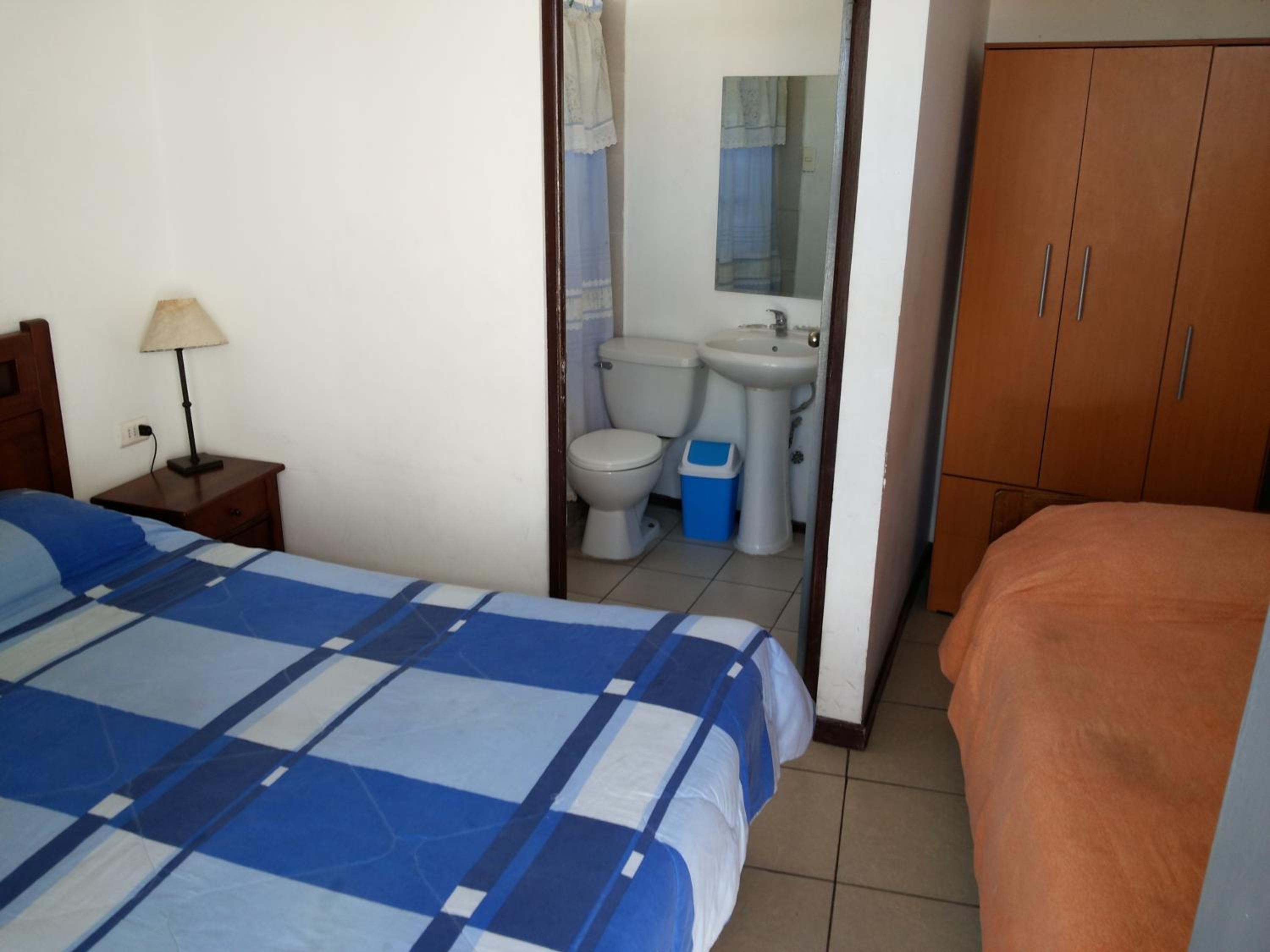 Triple Room with Private Bathroom photo 2