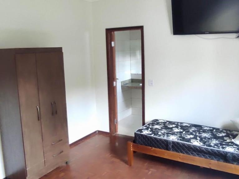 Four-Bedroom House photo 3