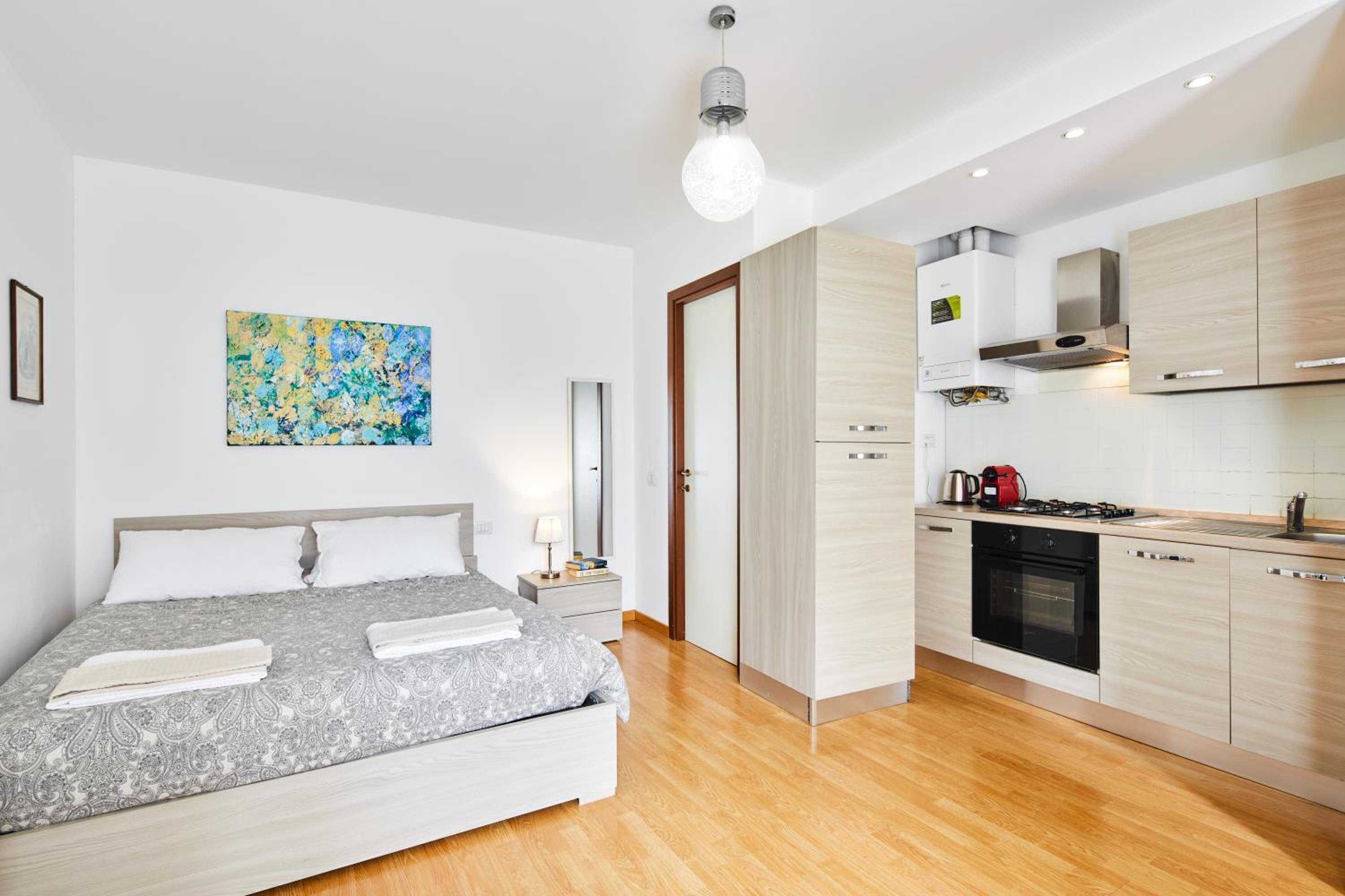 One-Bedroom Apartment