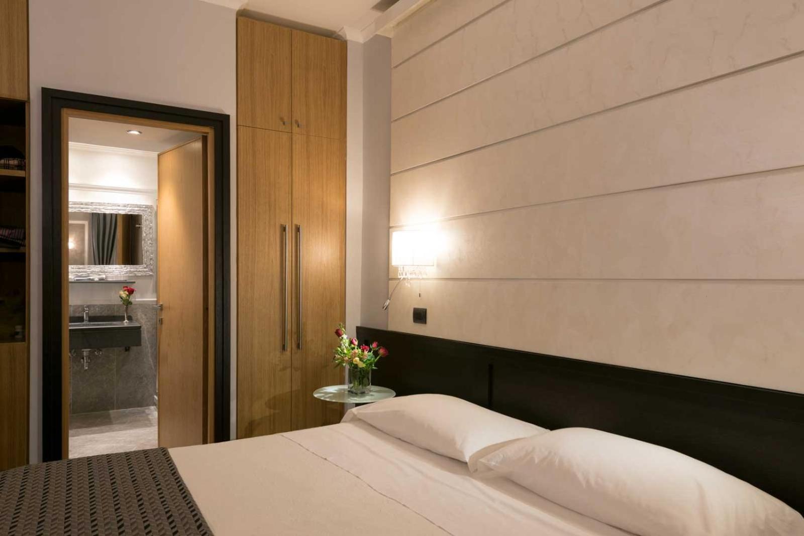 Standard Double or Twin Room photo 2