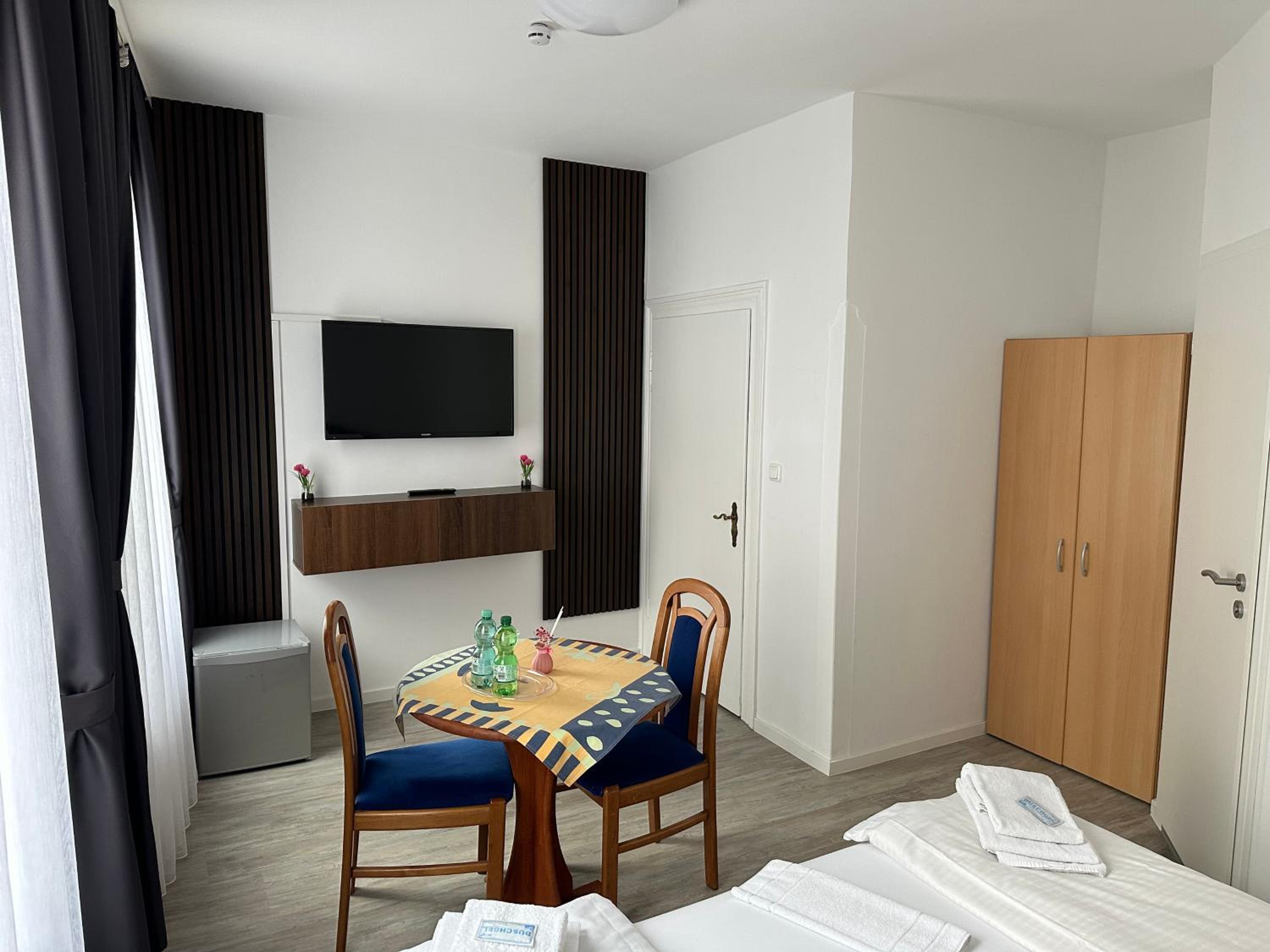 Economy Double Room 4 photo 1