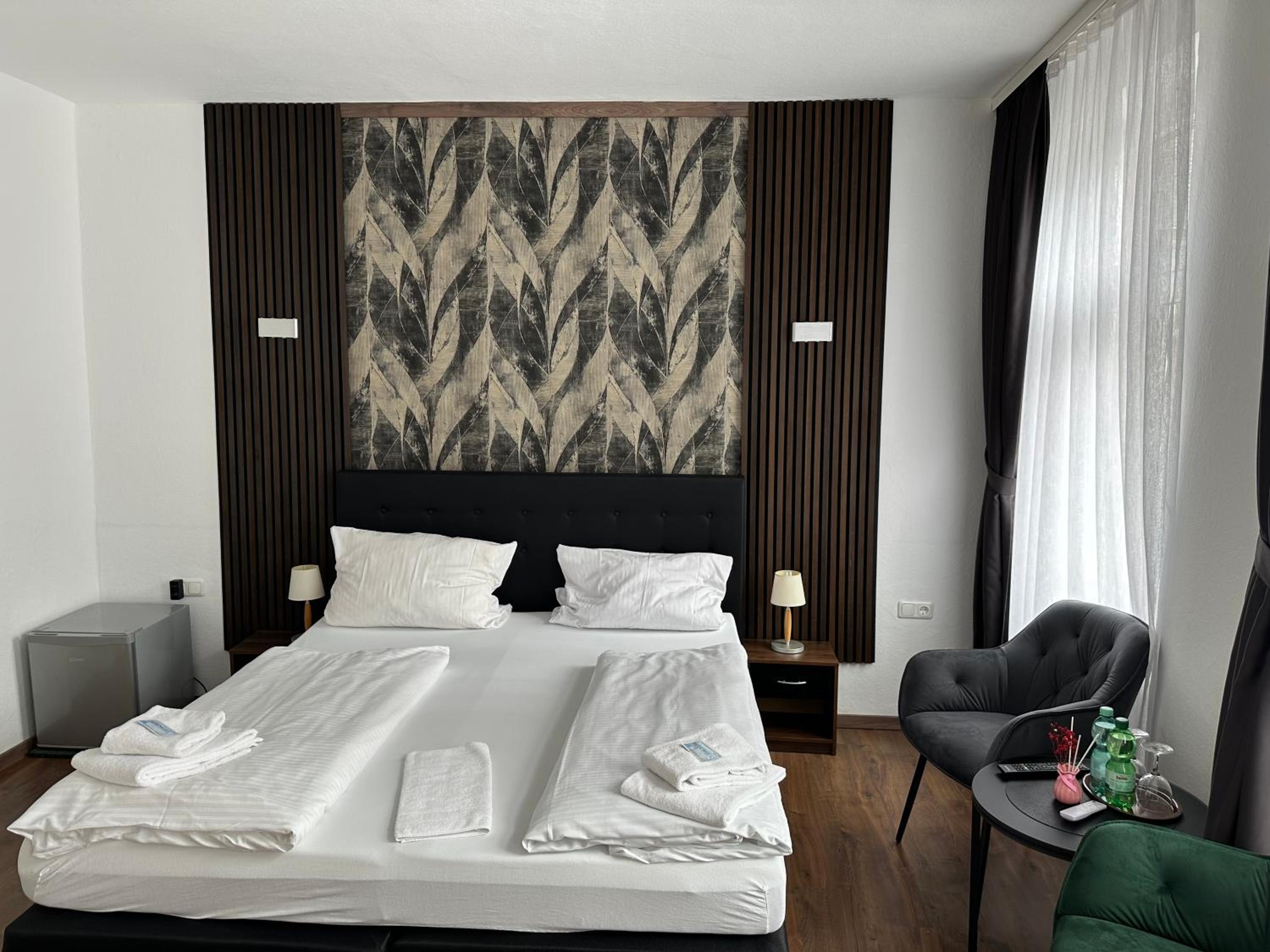 Standard Triple Room photo 2