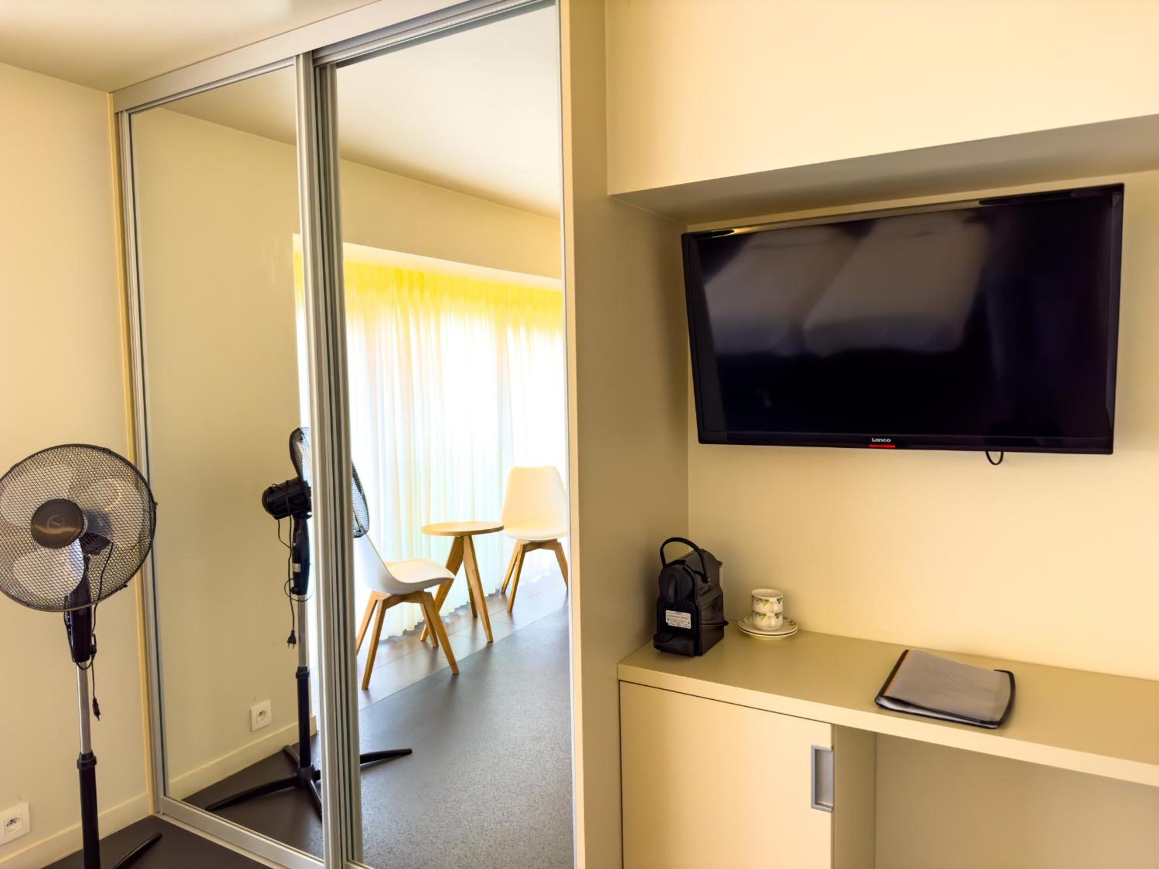 Standard Twin Room photo 2