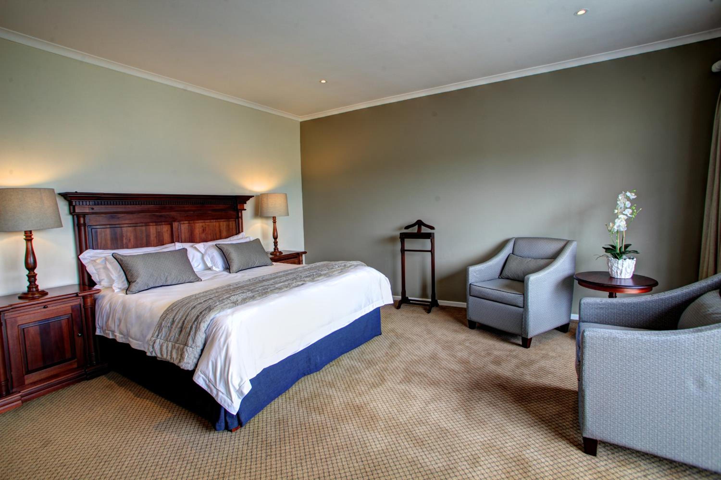 Luxury Suite 3 - Photo 1