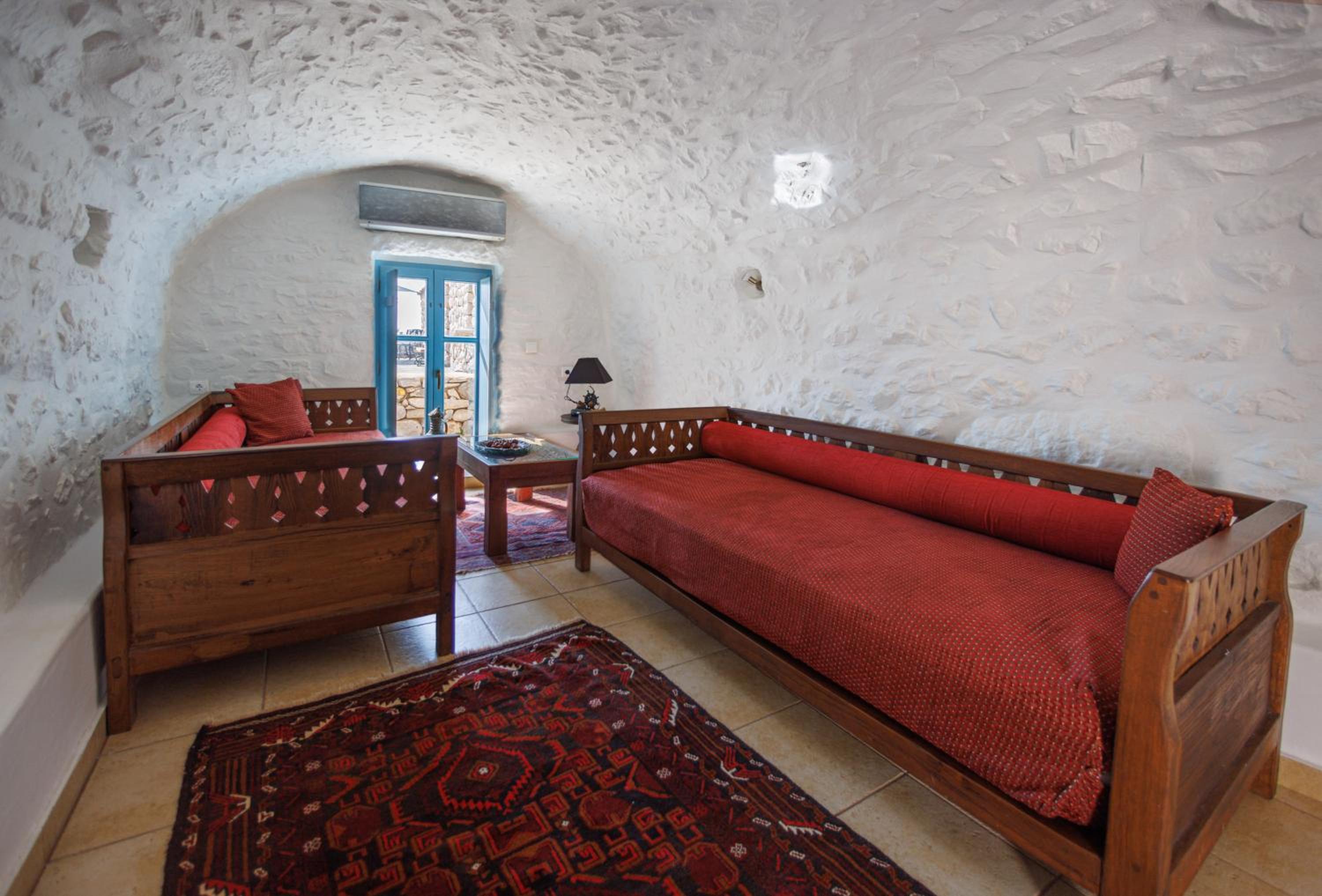Suite with Garden View photo 2