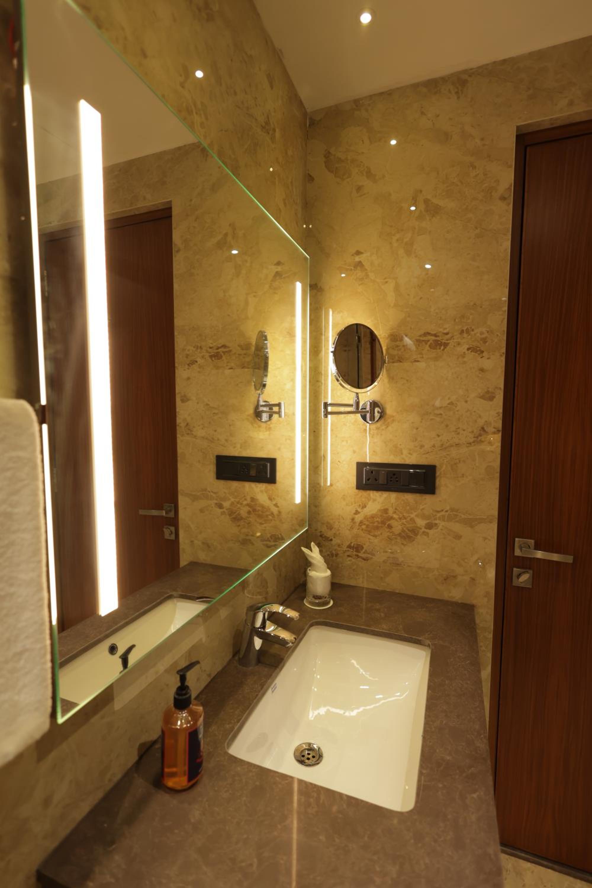 Executive King Room - Photo 5