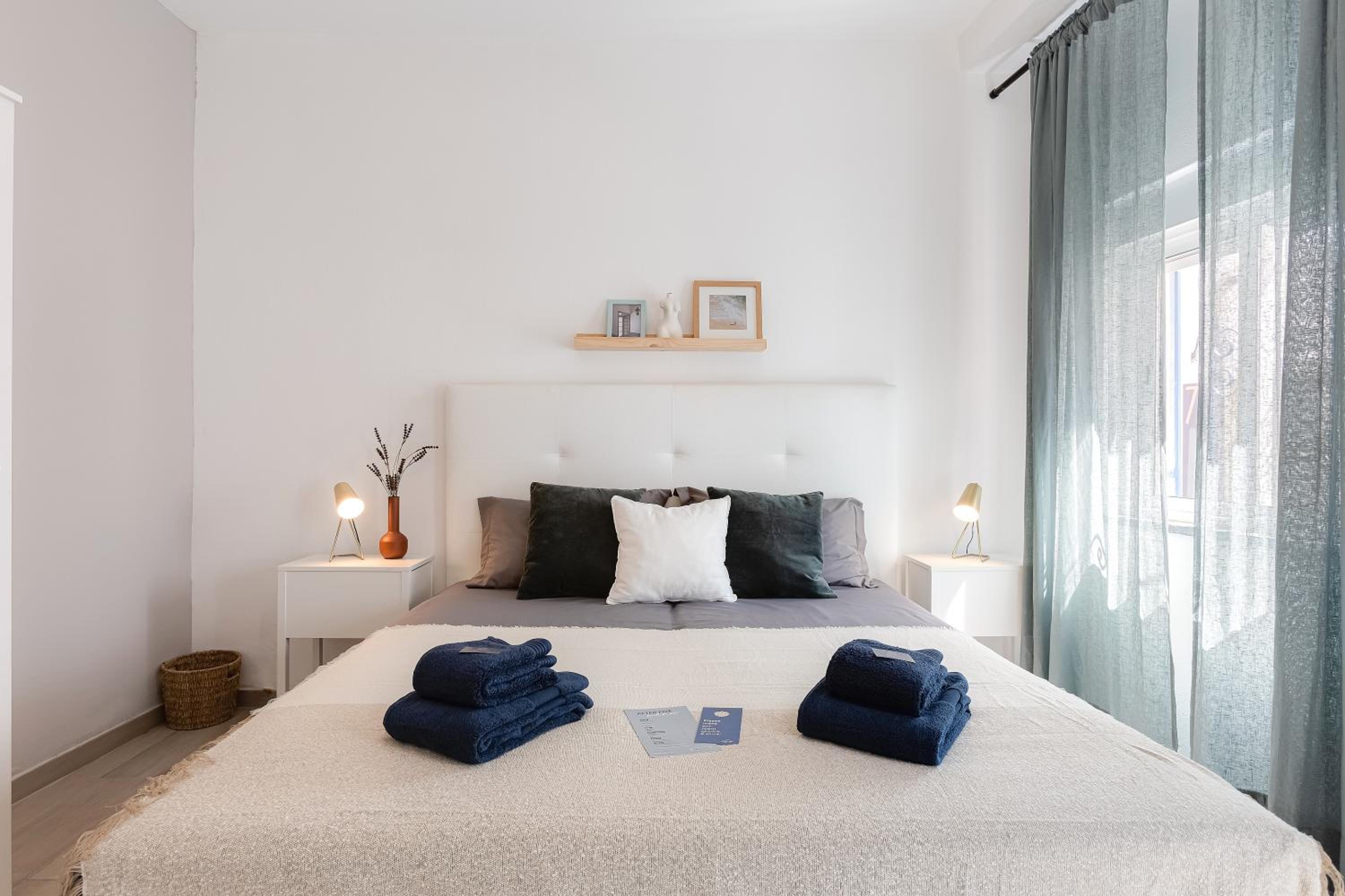 Double Room with Shared Bathroom photo 3