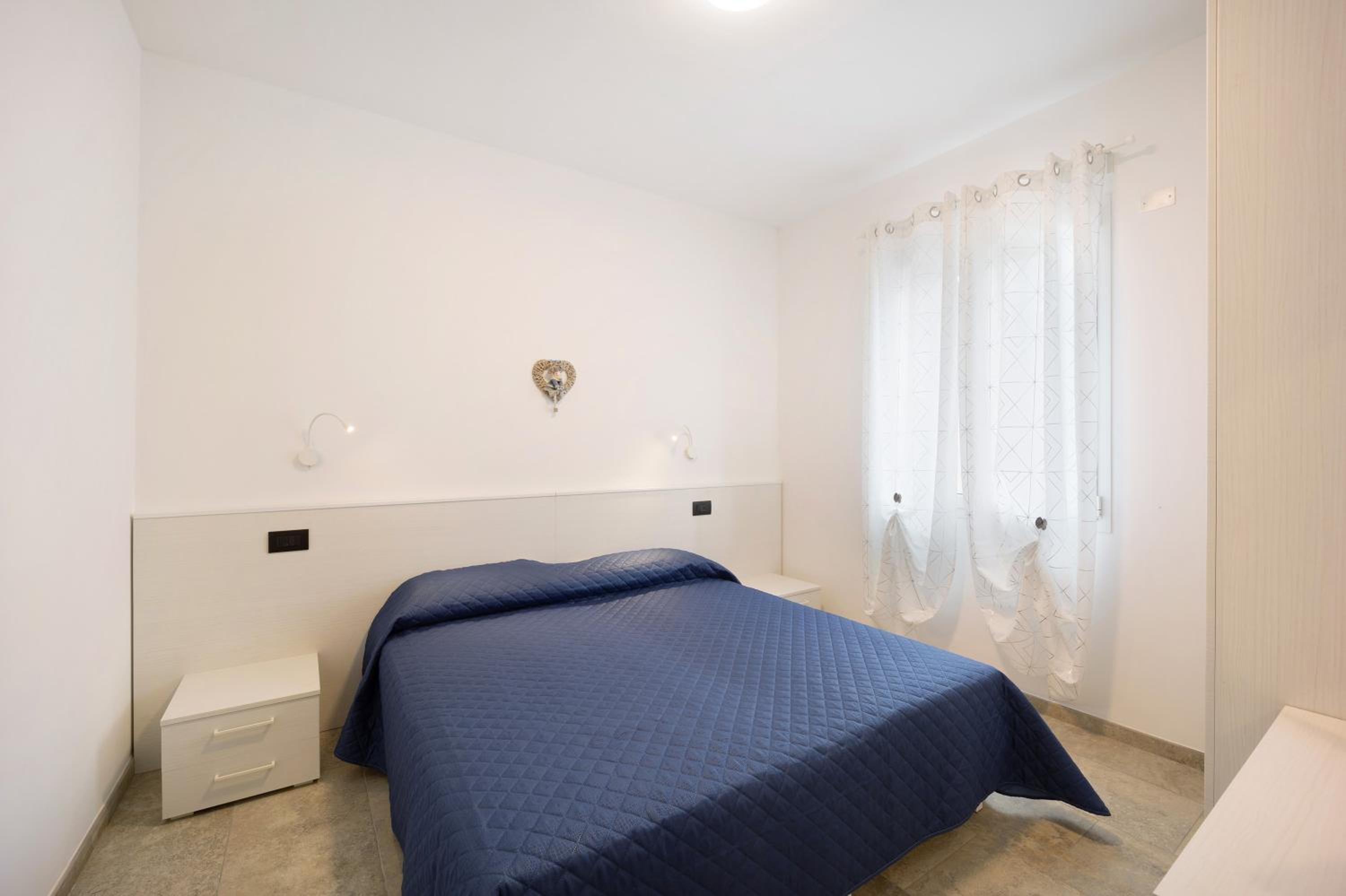 One-Bedroom Apartment with Garden View