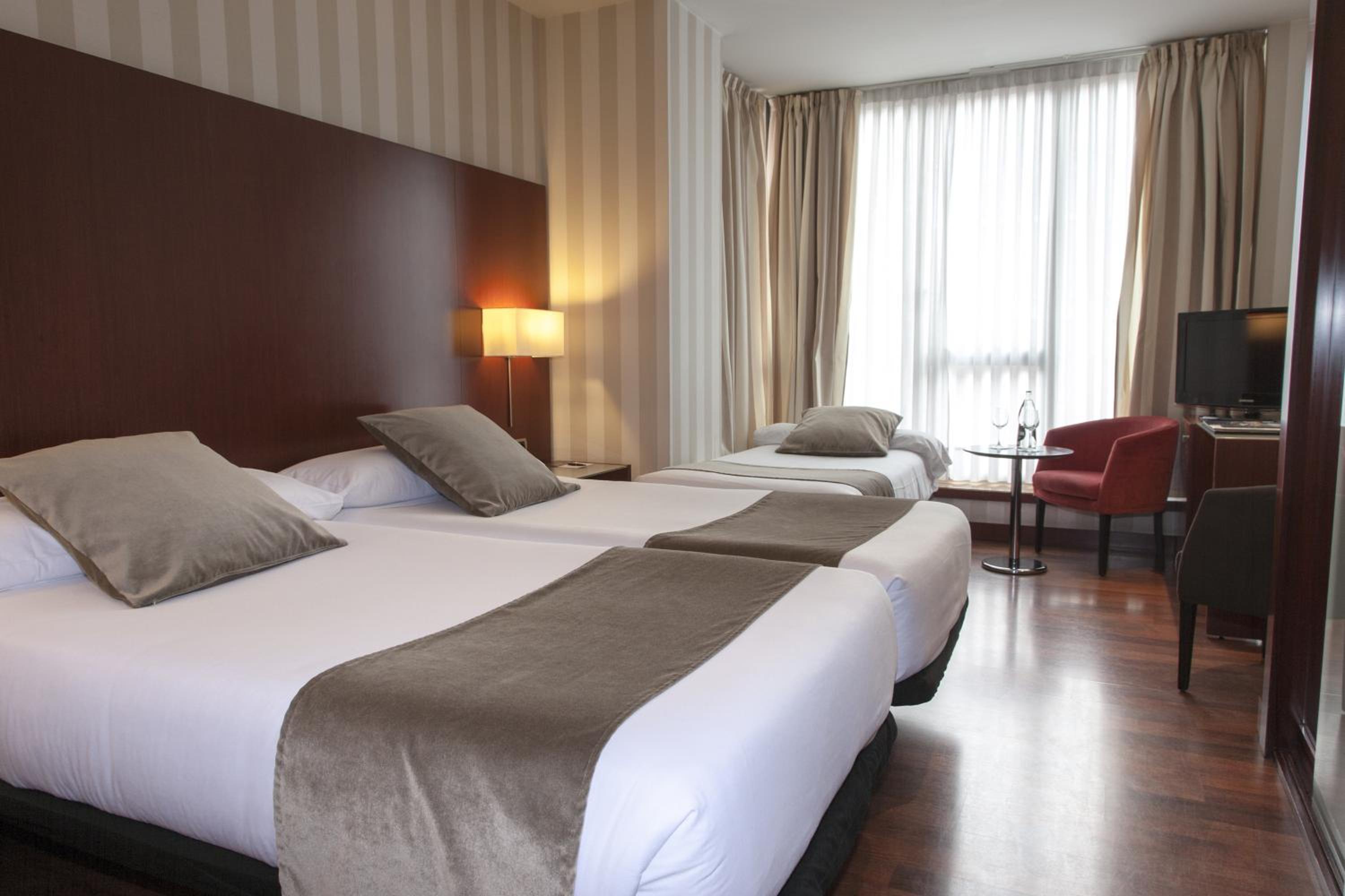 Habitación Doble o con Dos Camas con Cama Adicional