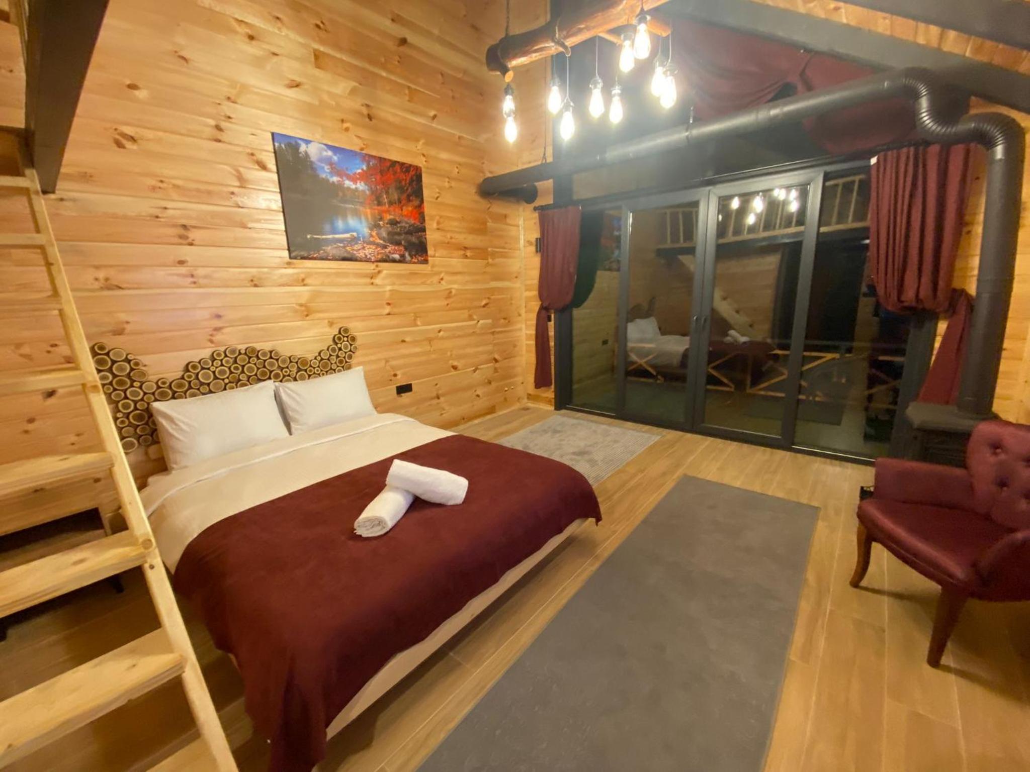 One-Bedroom Chalet photo 1