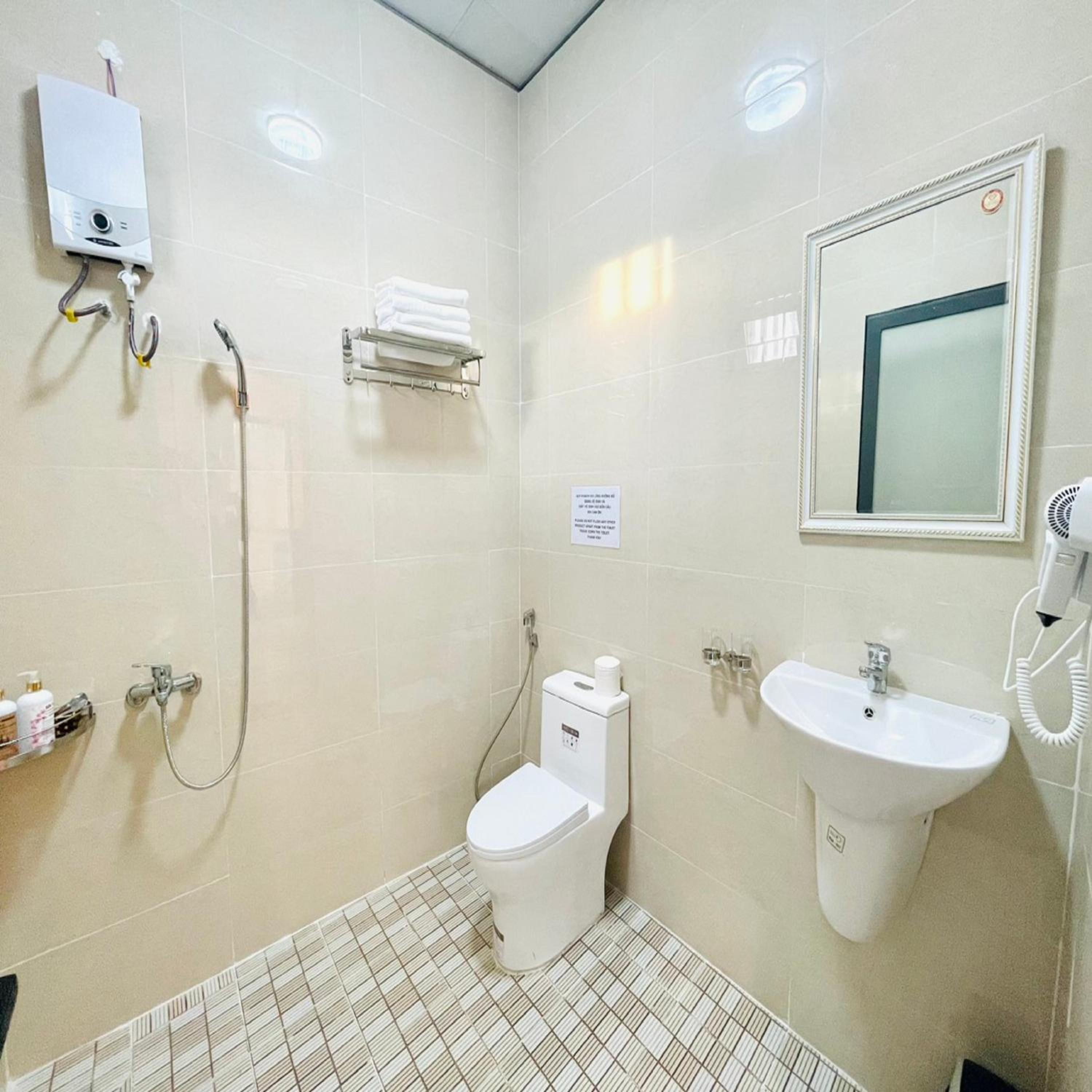 Quadruple Room with Bathroom photo 3