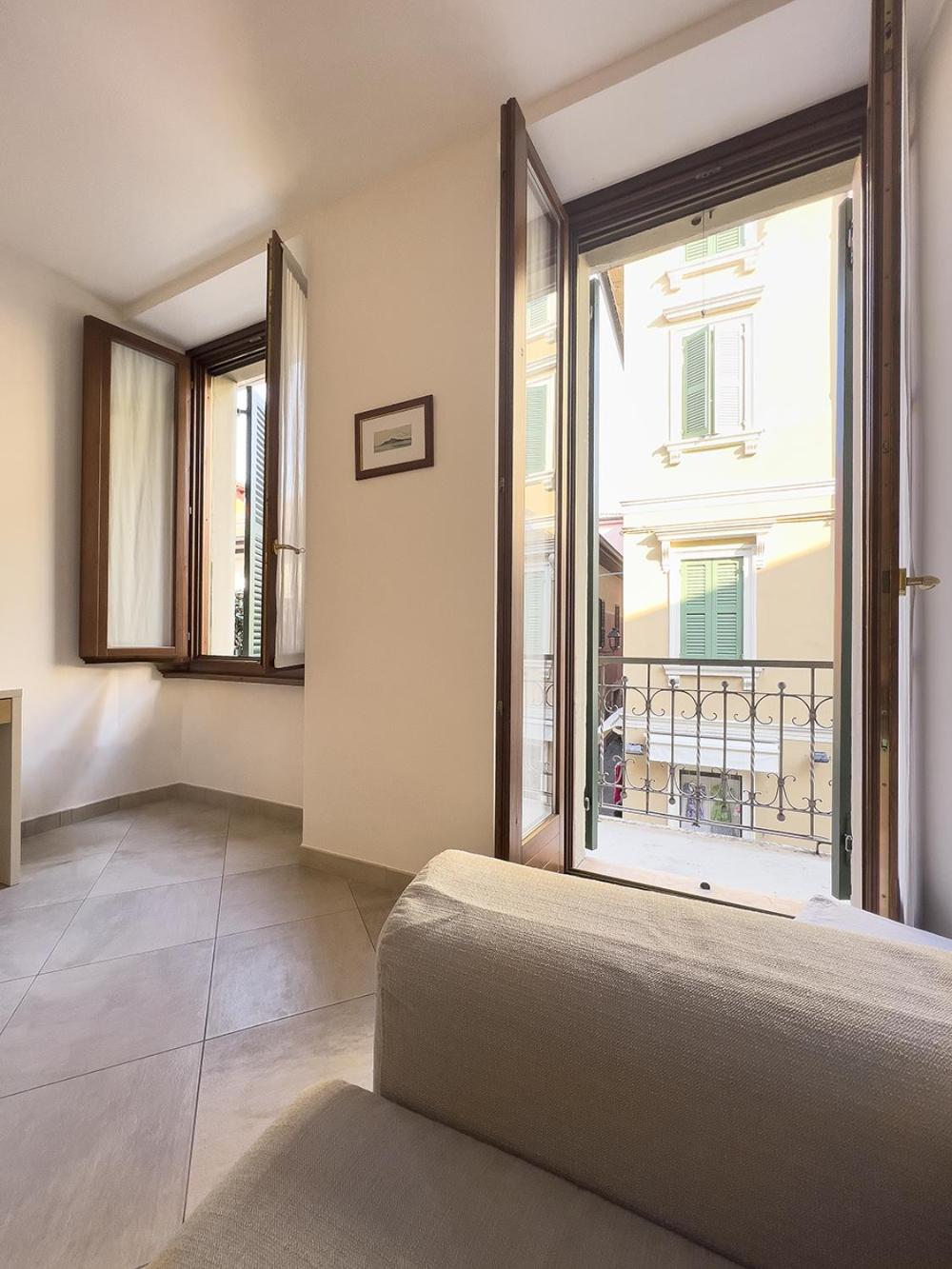 Apartment with Balcony photo 2