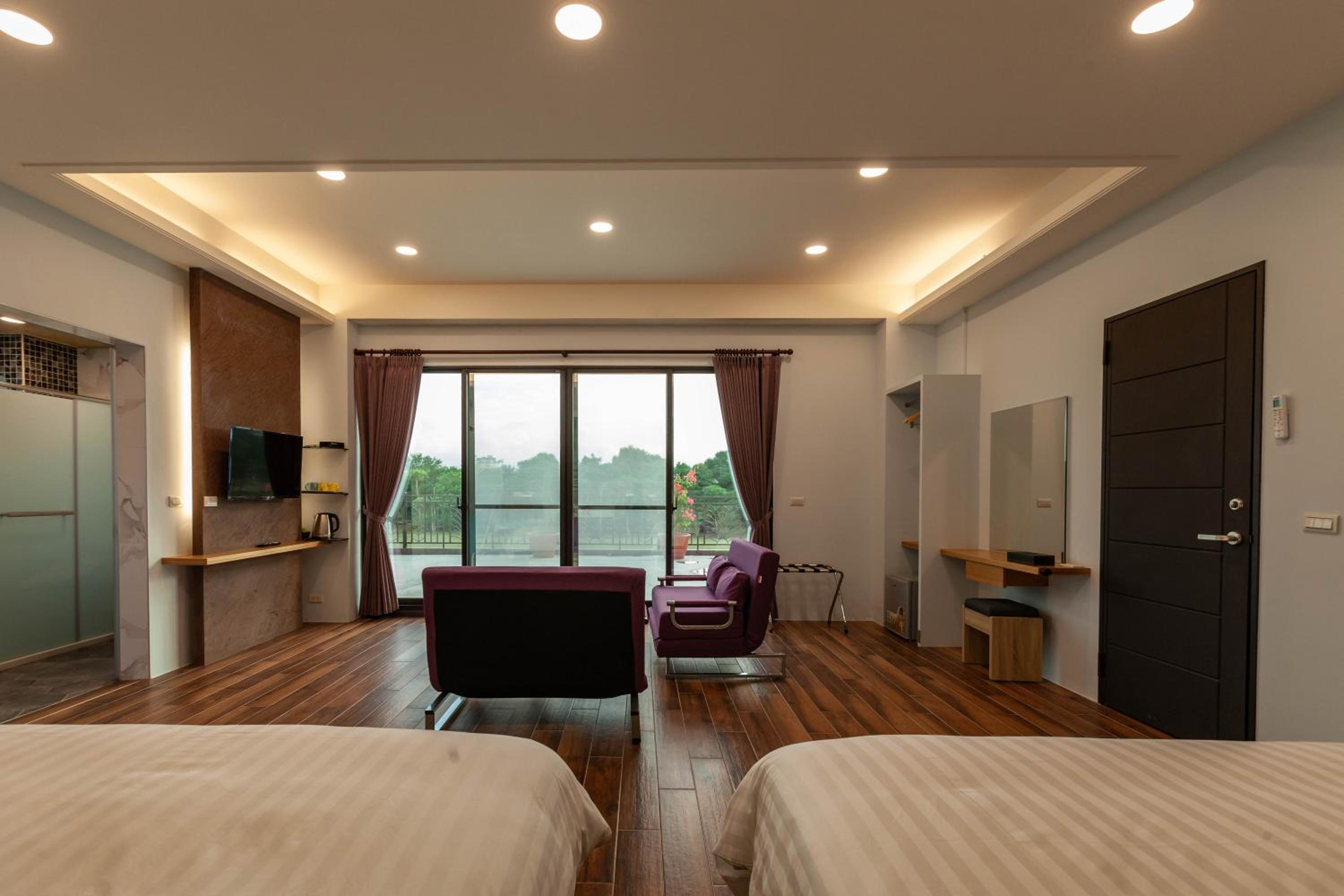 Family Room with Balcony - Photo 3