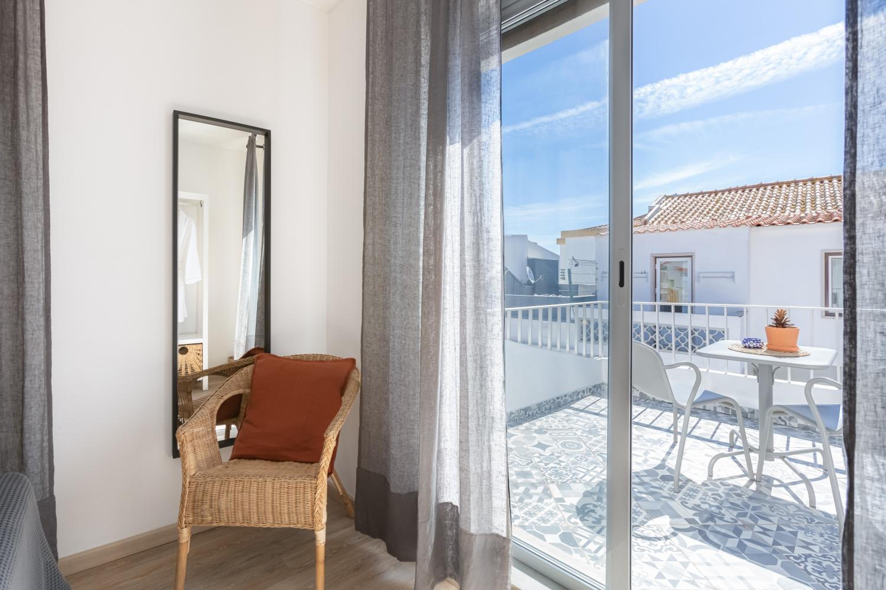 Double Room with Private External Bathroom photo 2