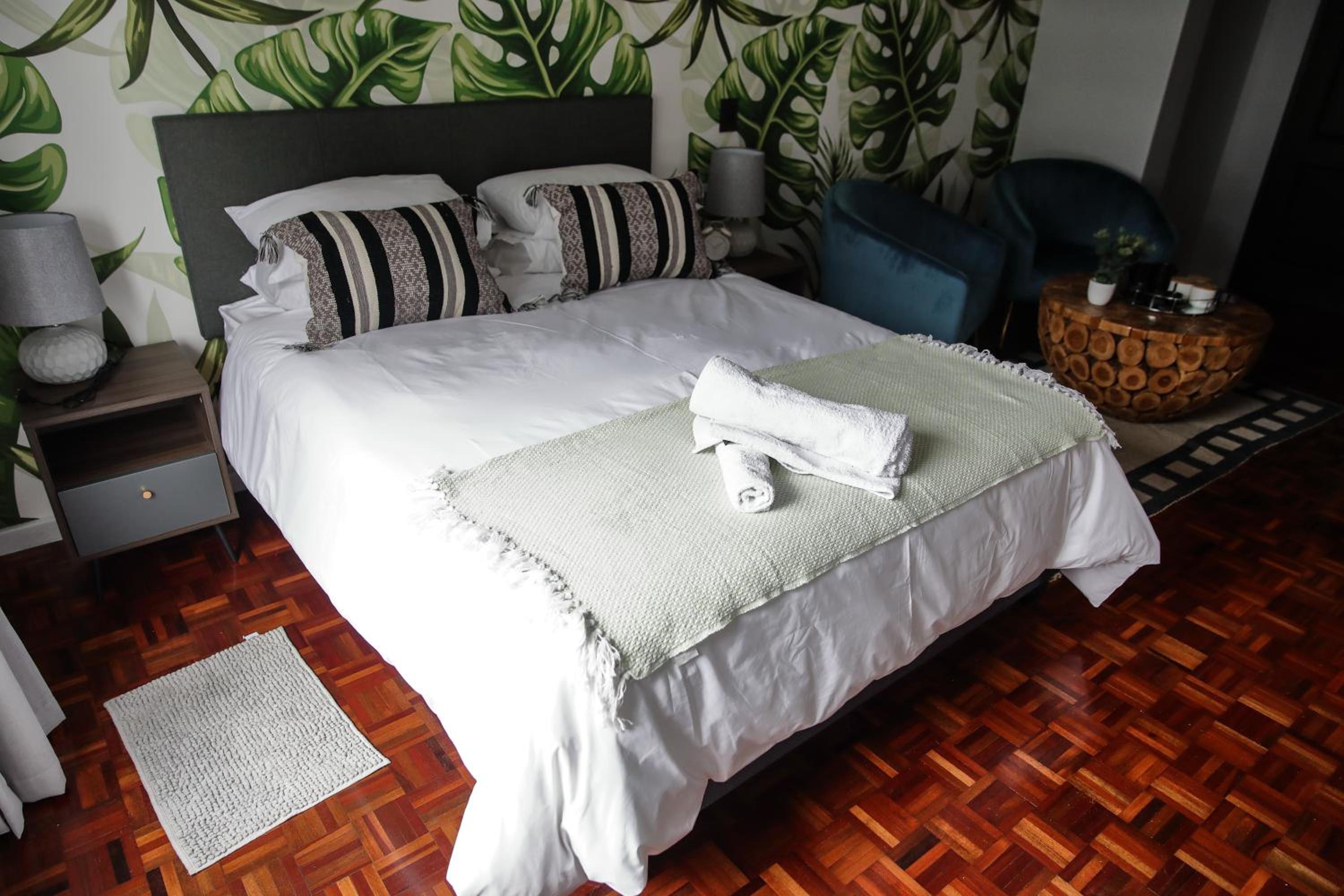 Deluxe Double Room with Shower - Photo 1