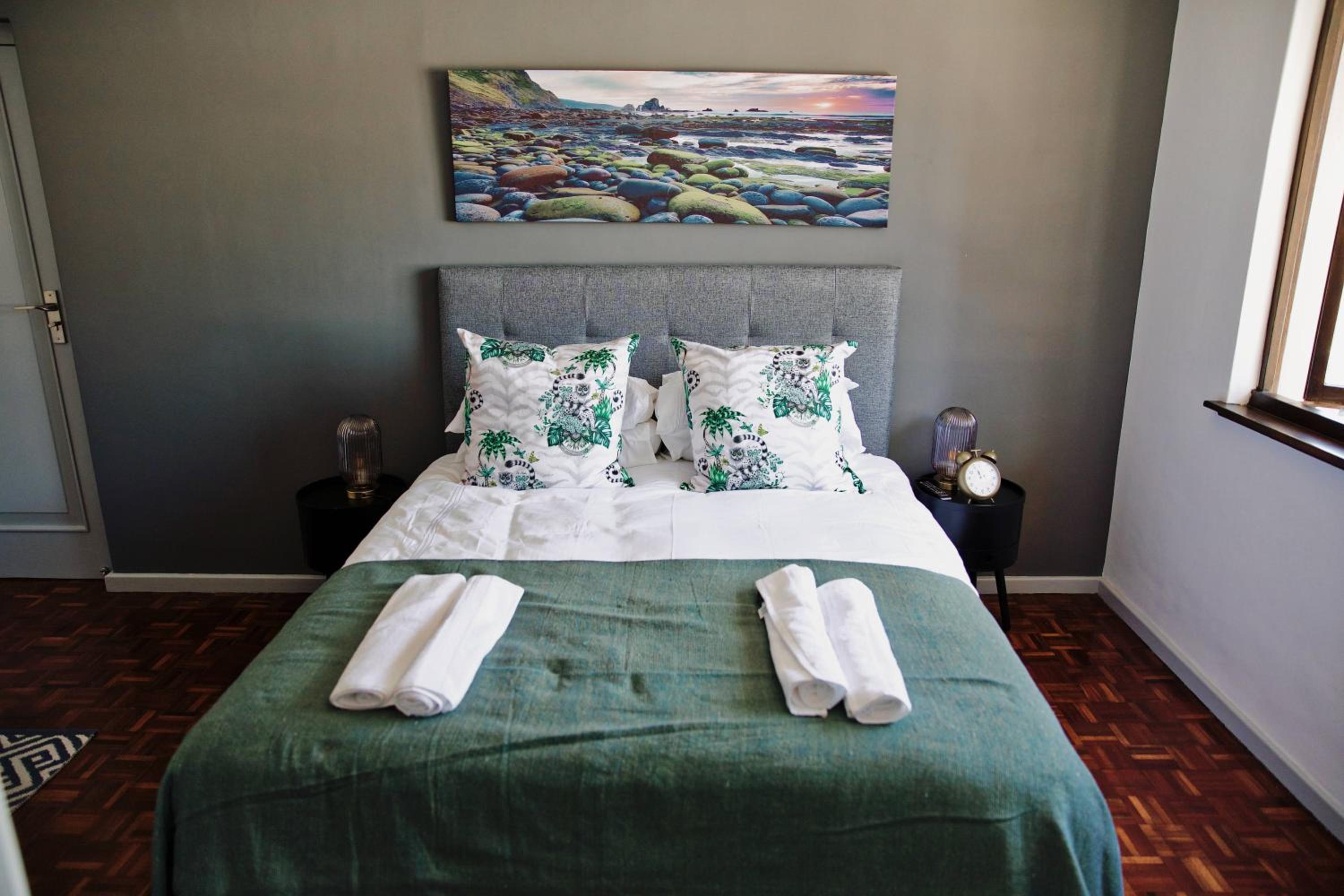 One-Bedroom Apartment - Photo 10