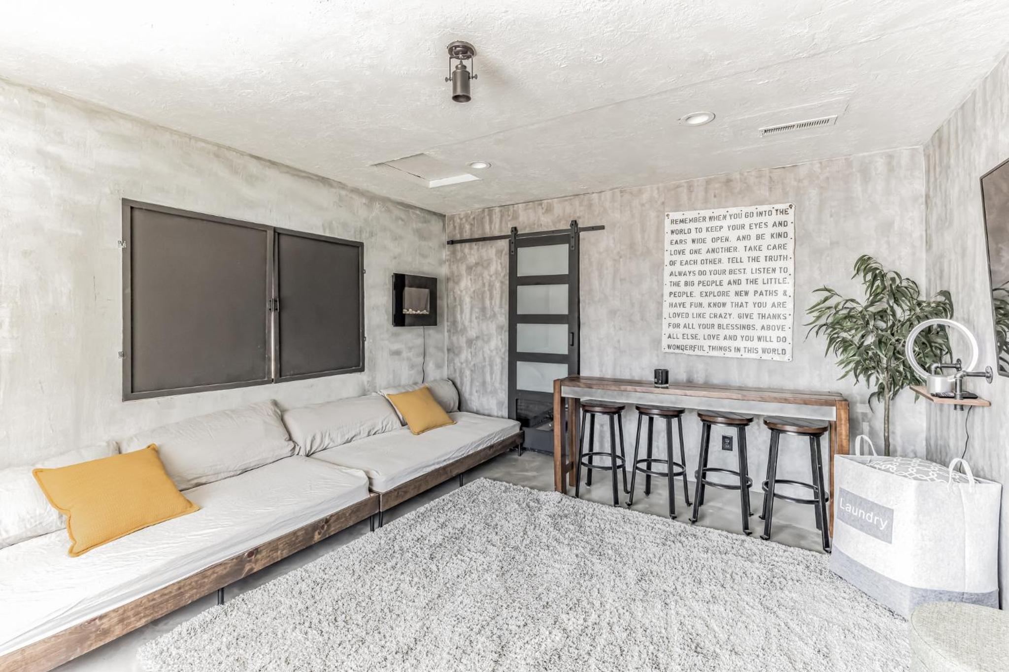 Three-Bedroom House photo 1