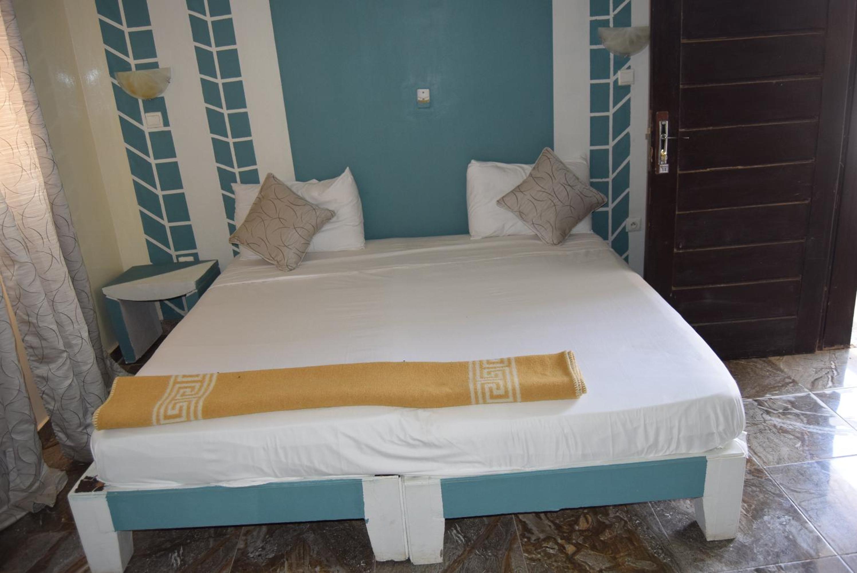 Comfort Triple Room with Shower