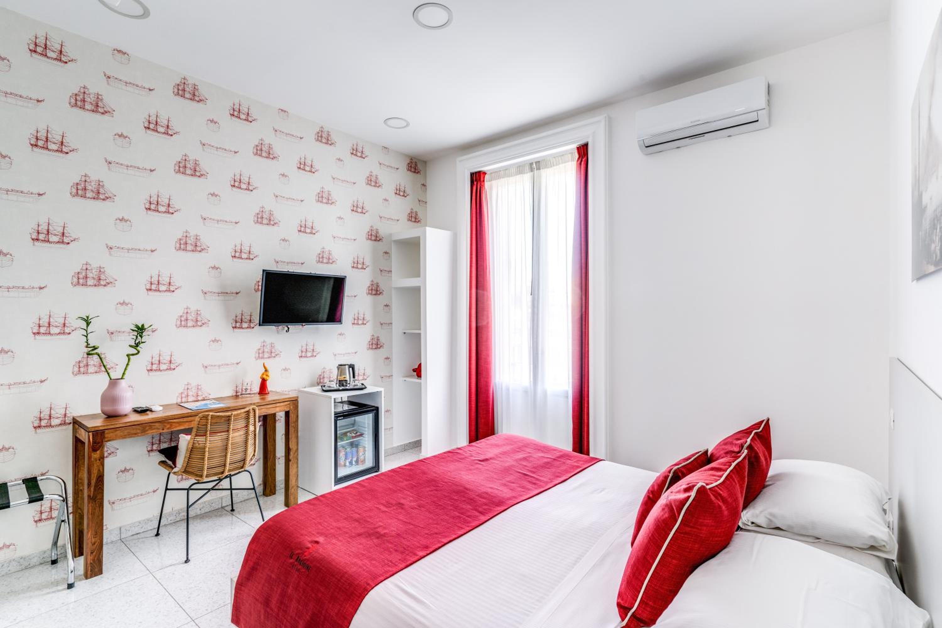 Superior Deluxe Double or Twin Room 