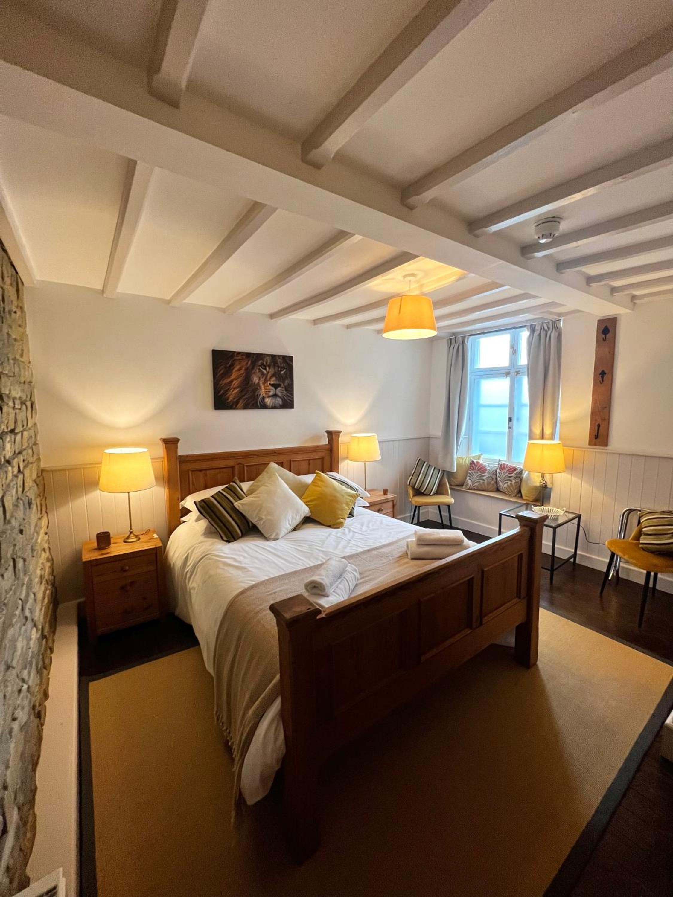 Superior King Room