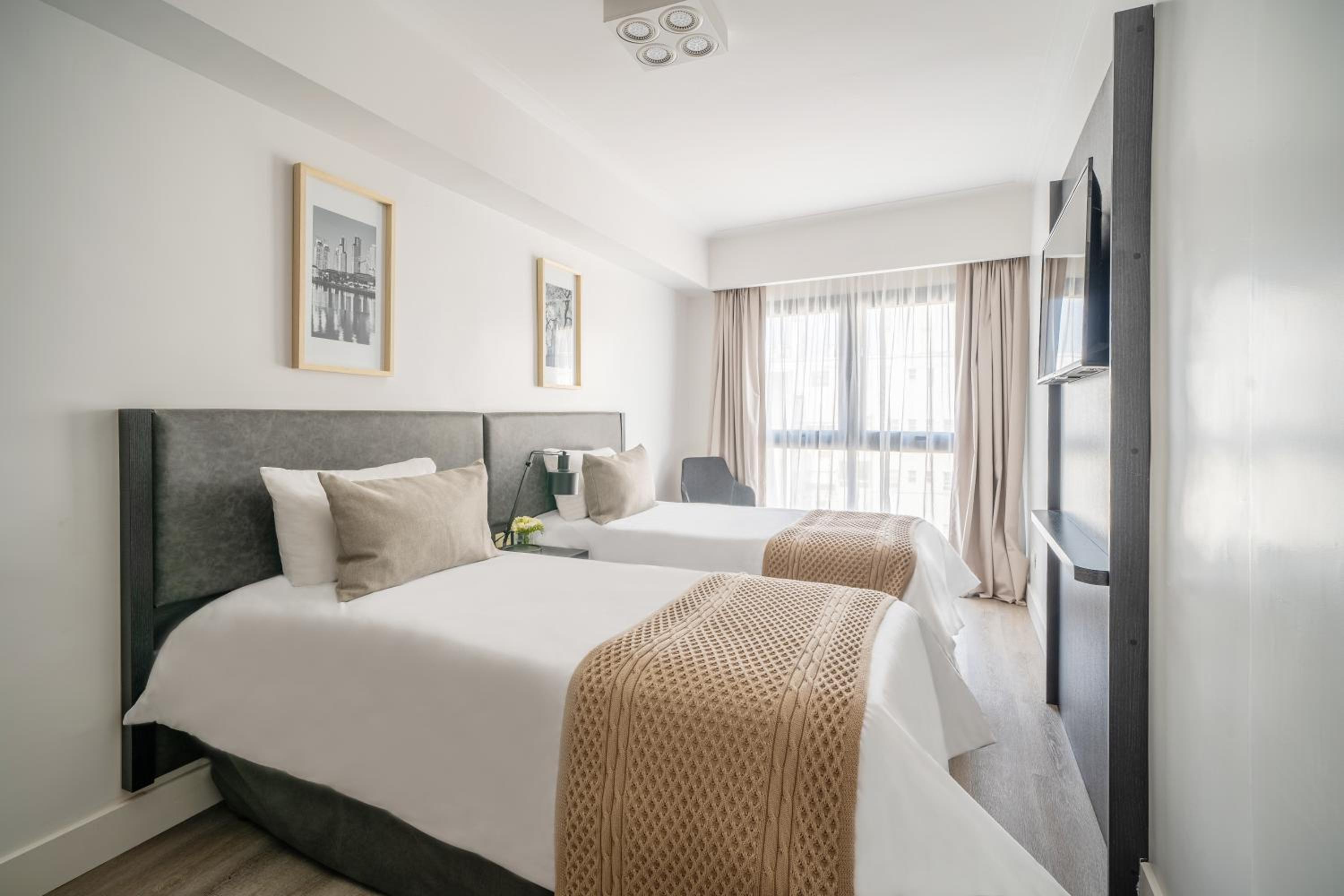 Standard Twin Room photo 3