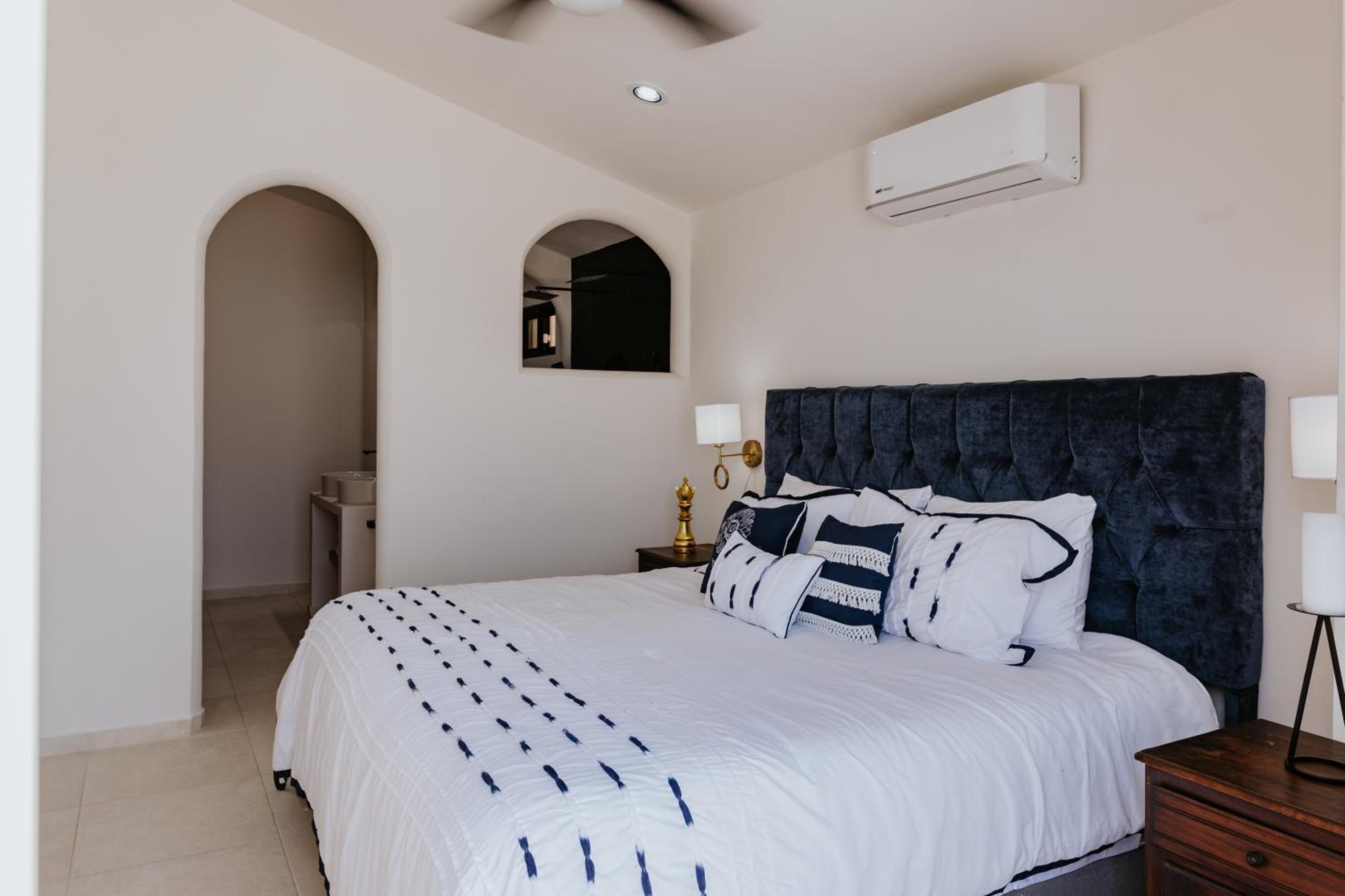 Three-Bedroom House photo 1