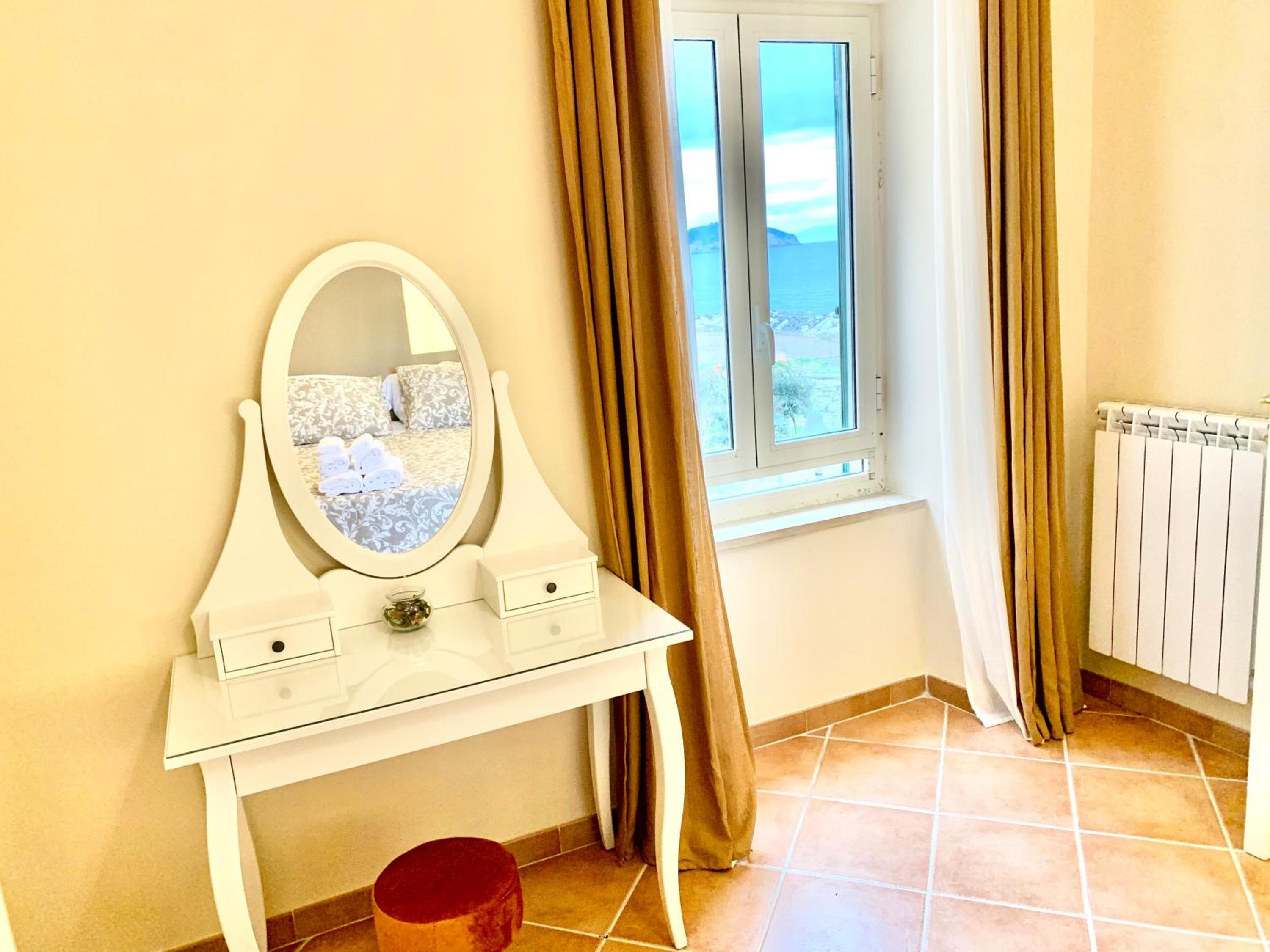 Triple Room - Photo 23