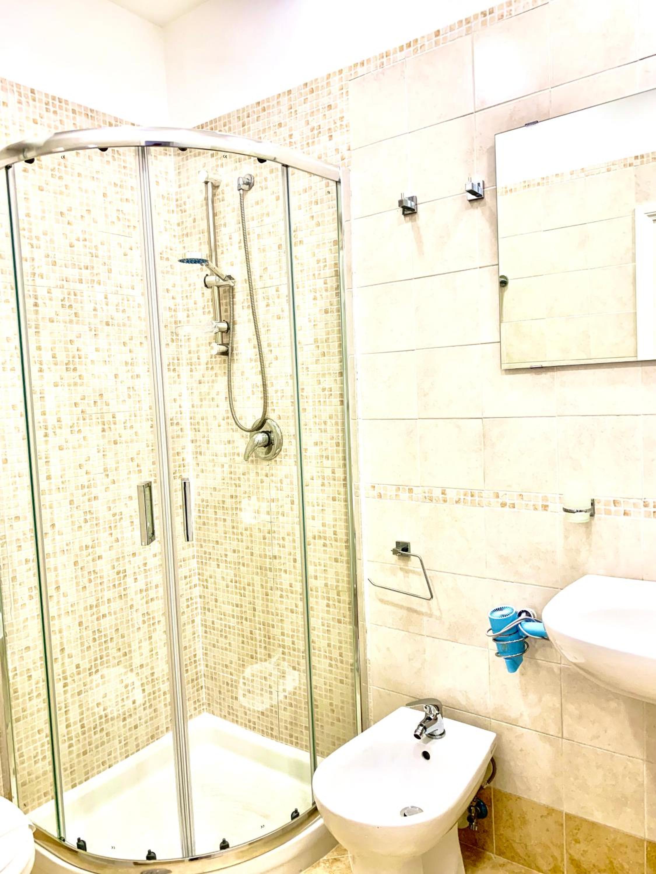 Deluxe Double Room with Sea View - Photo 12