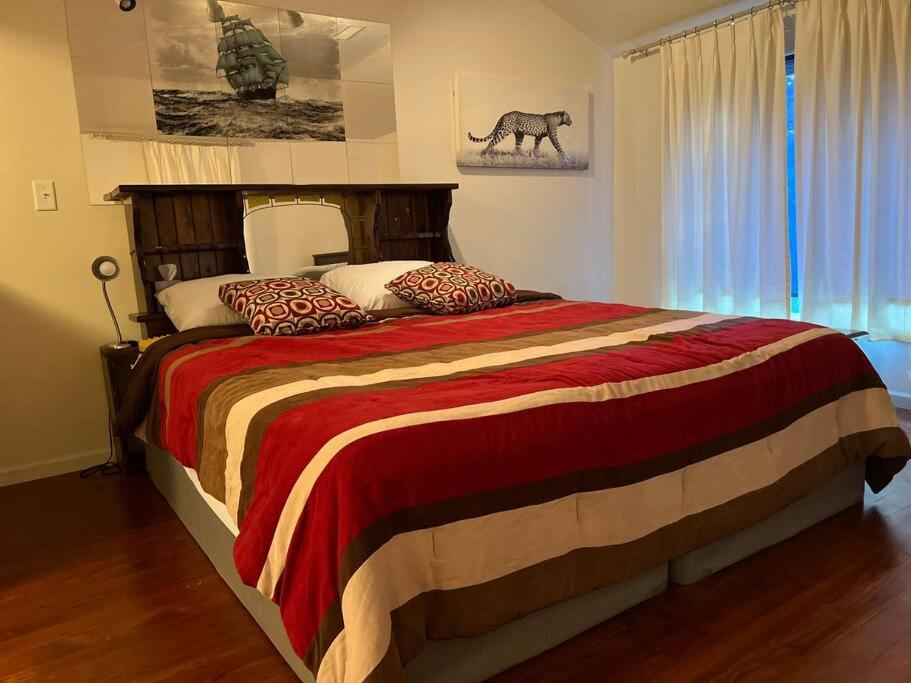 Two-Bedroom Apartment photo 2