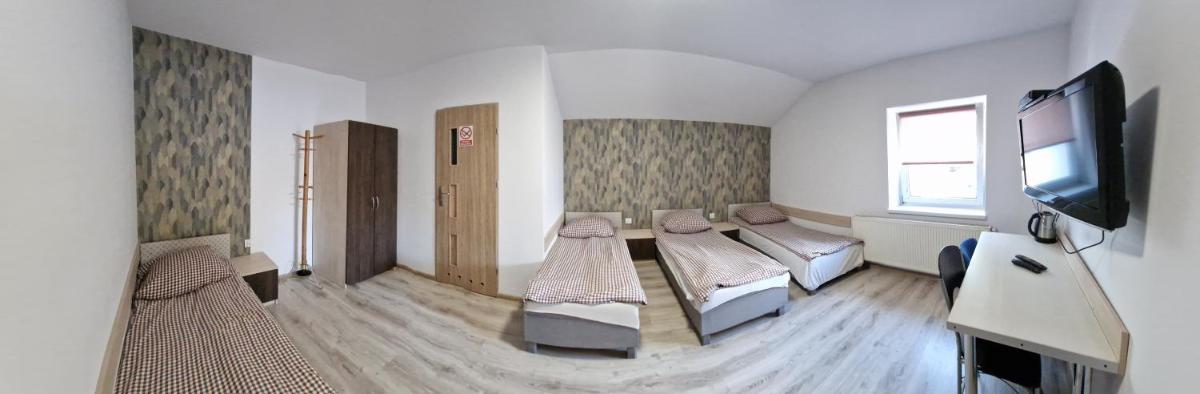 Quadruple Room - Photo 5