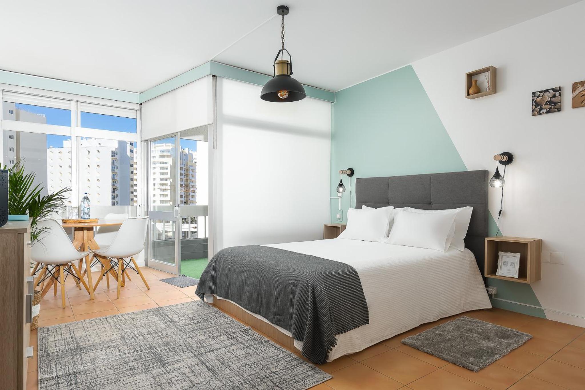 Studio Apartment