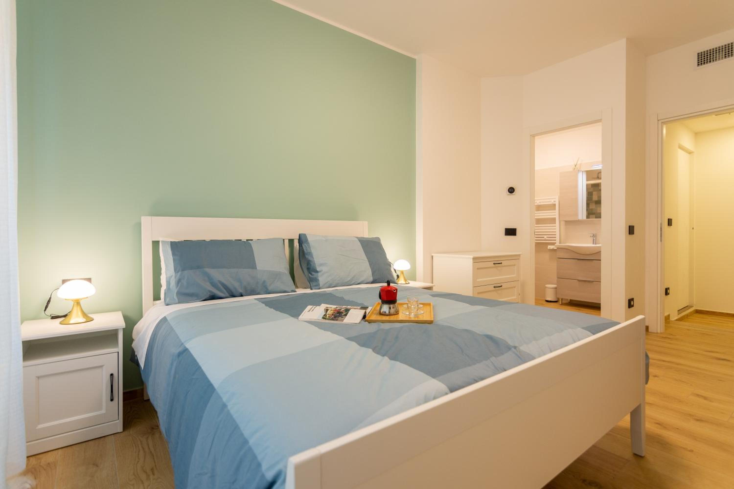 Large Double Room
