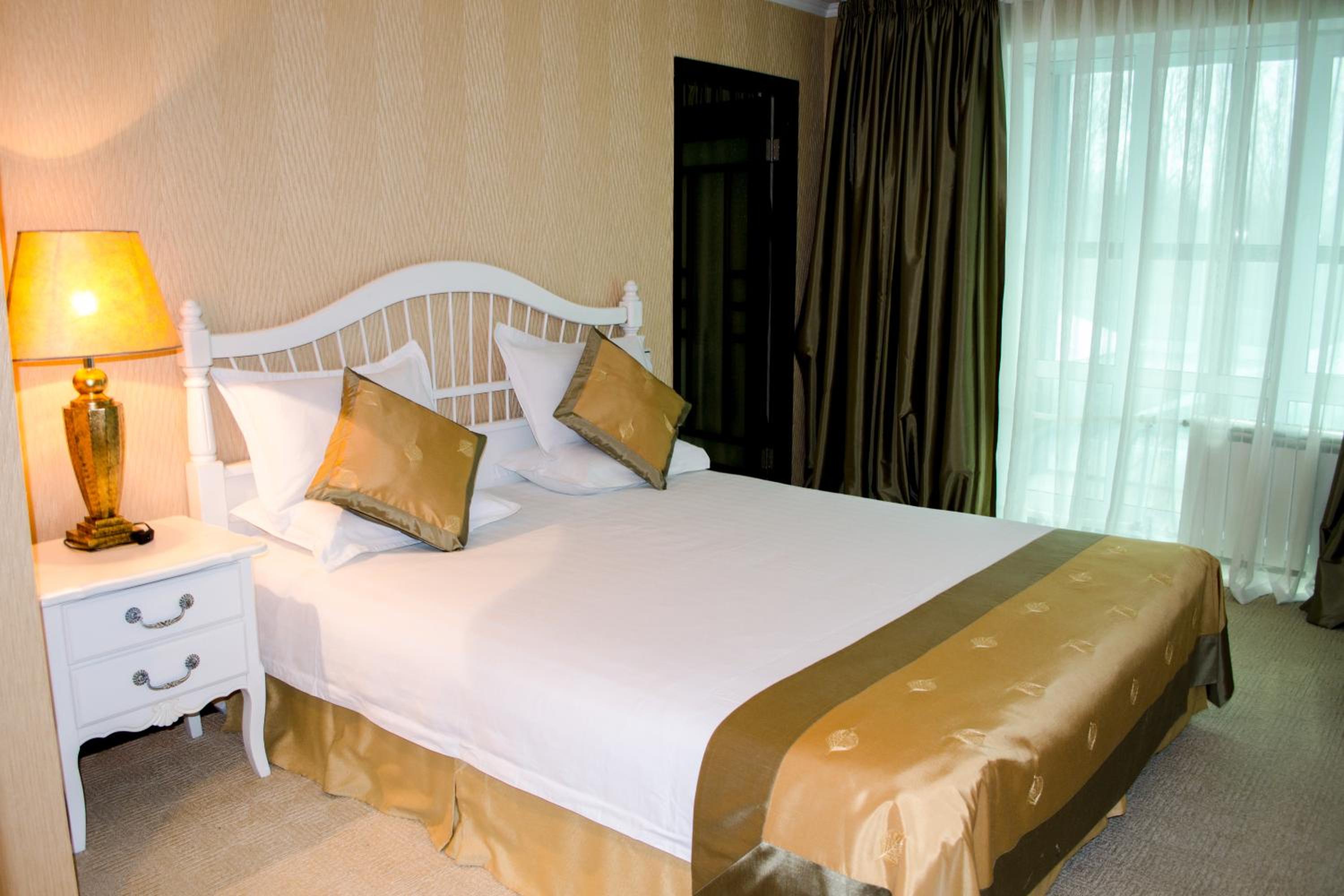 One-Bedroom Suite photo 2