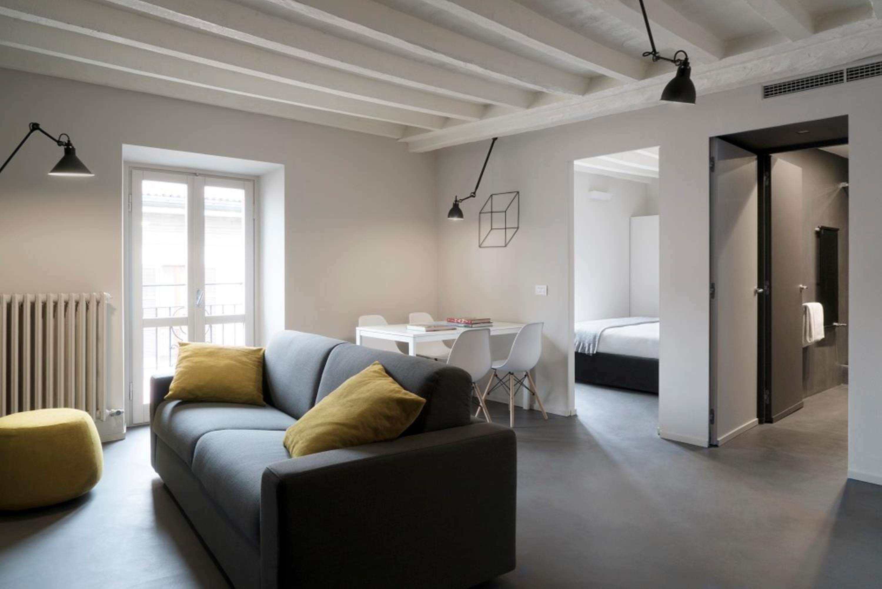 One-Bedroom Apartment - Via Palermo 18