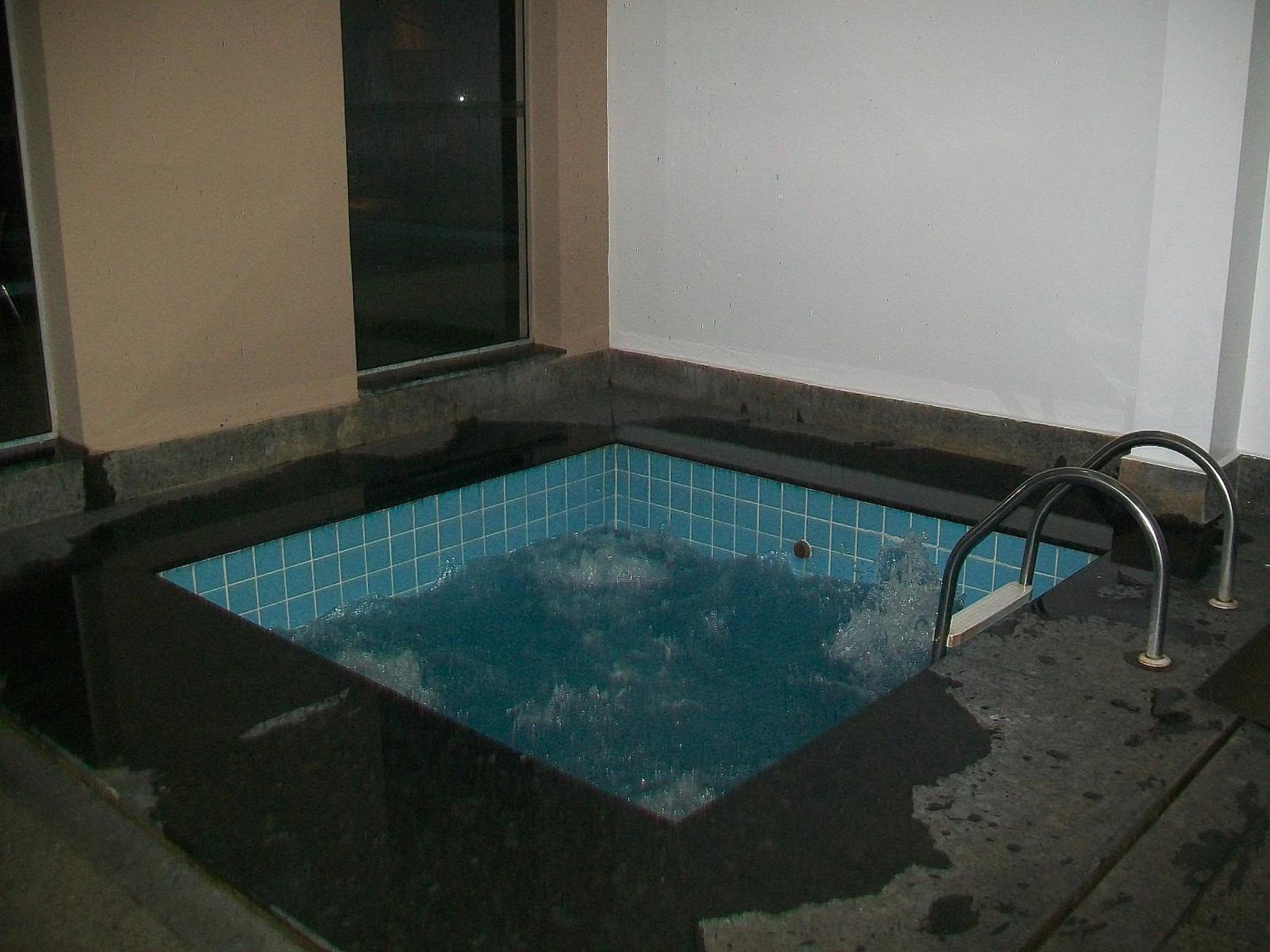 Studio Apartment photo 3