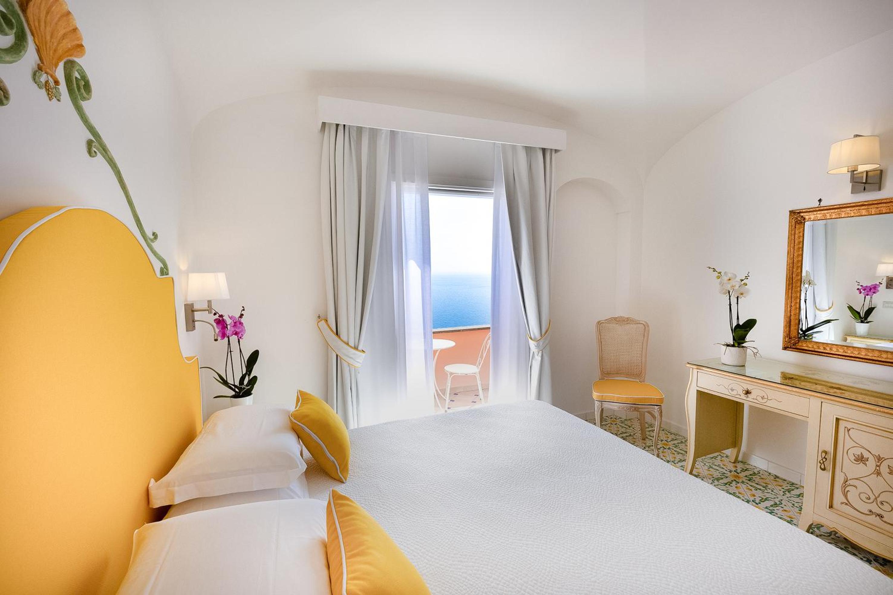 Superior Double Room with Balcony and Sea View - Photo 10