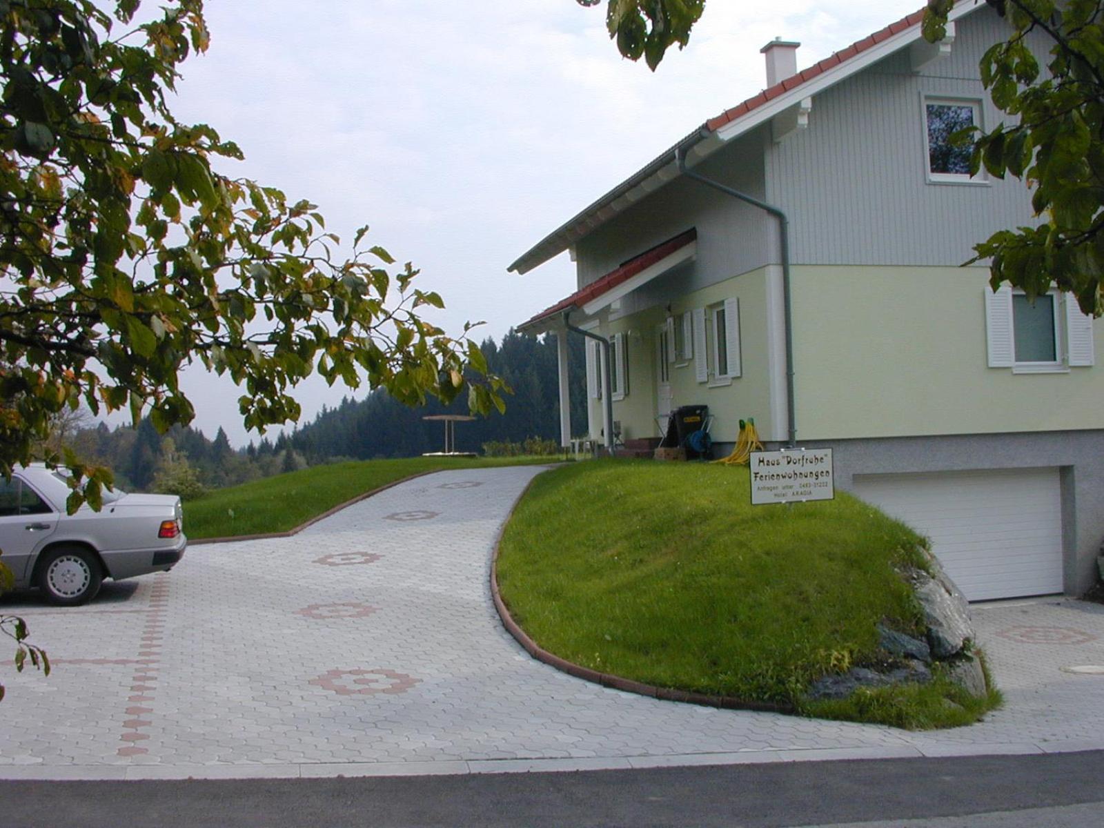 Apartment with Balcony photo 3