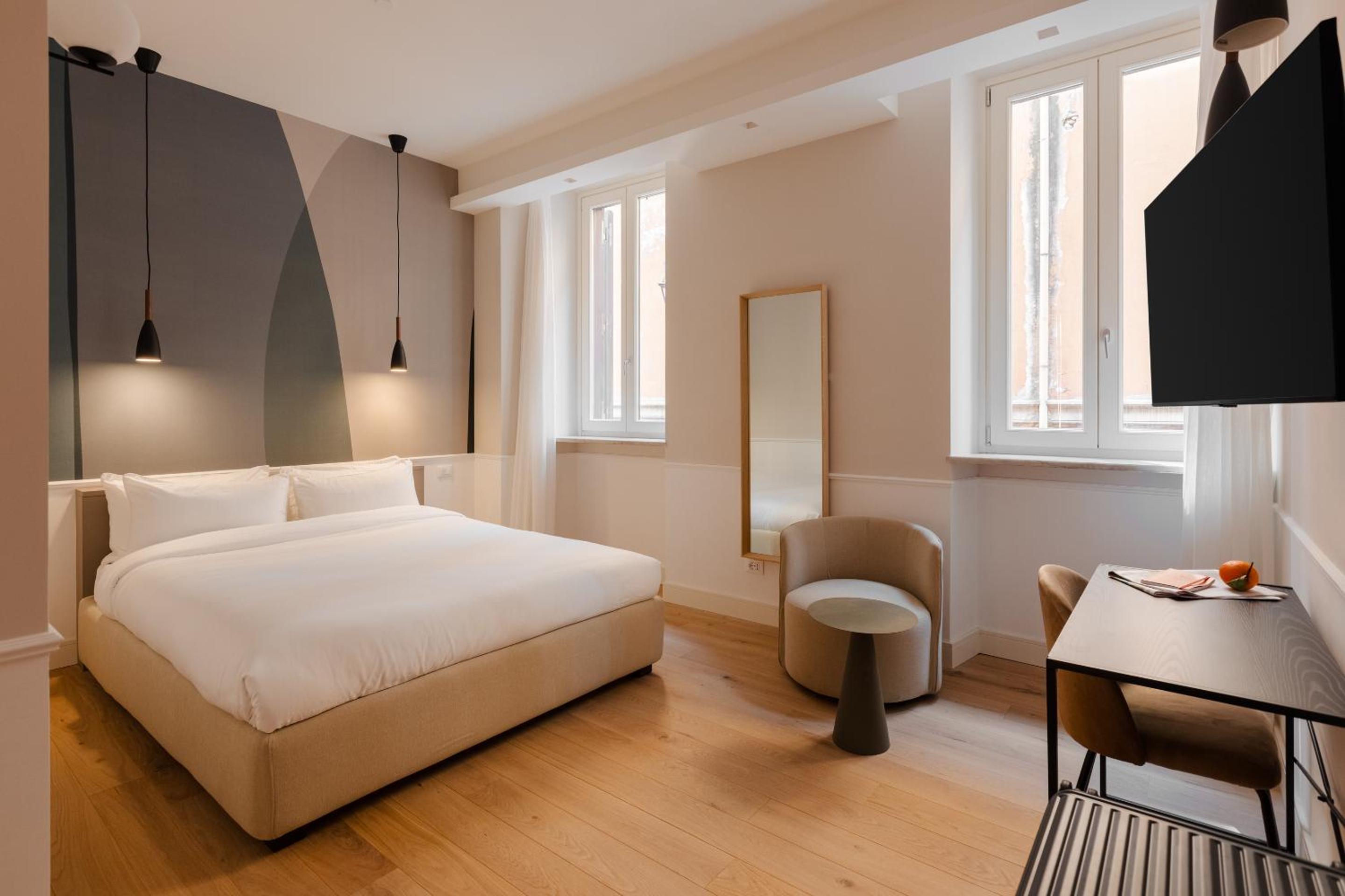 Two-Bedroom Apartment With Balcony photo 2