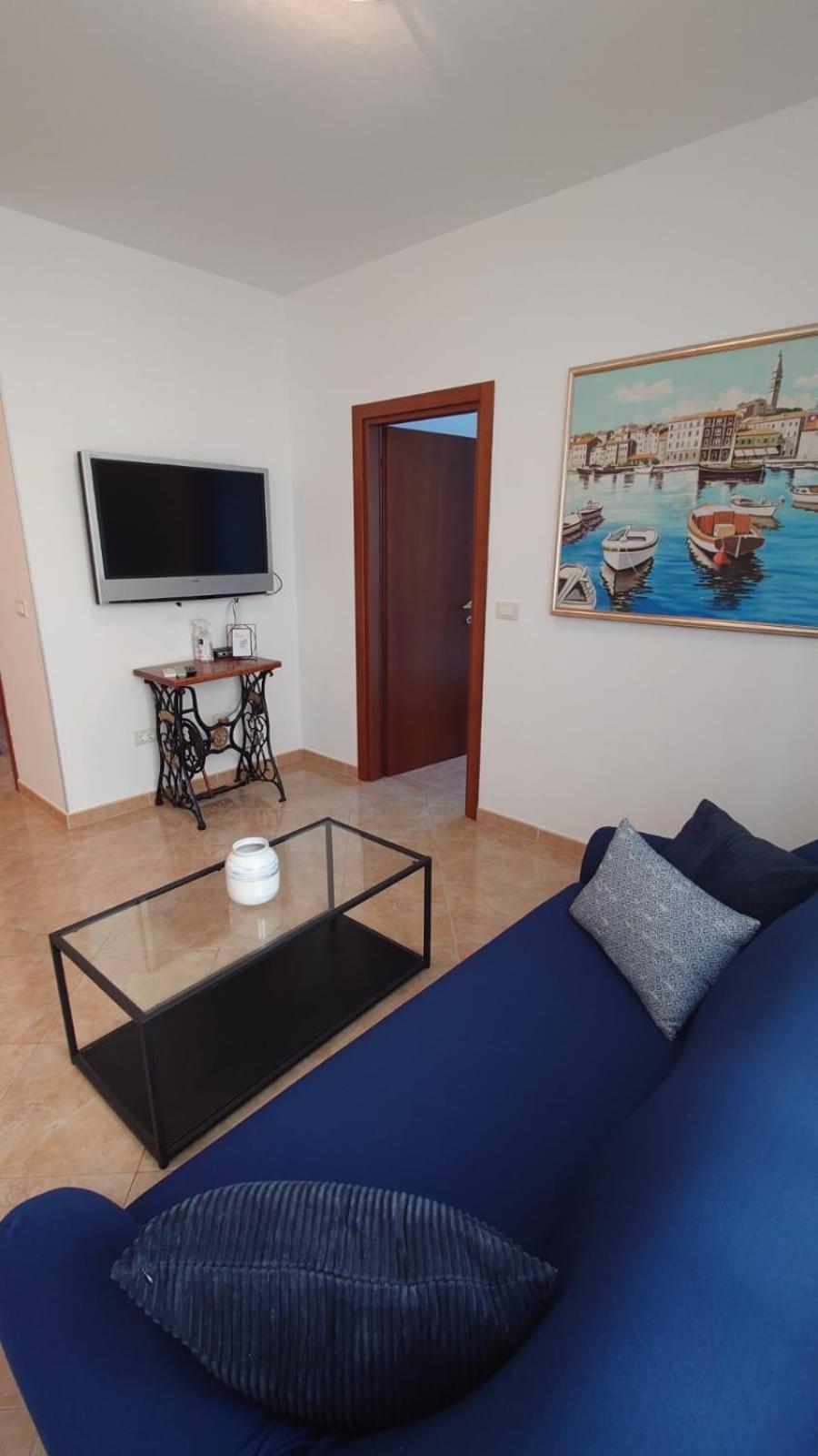 Two-Bedroom Apartment with Balcony - Photo 1