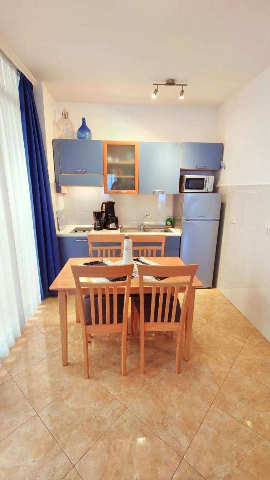 Two-Bedroom Apartment with Balcony - Photo 3