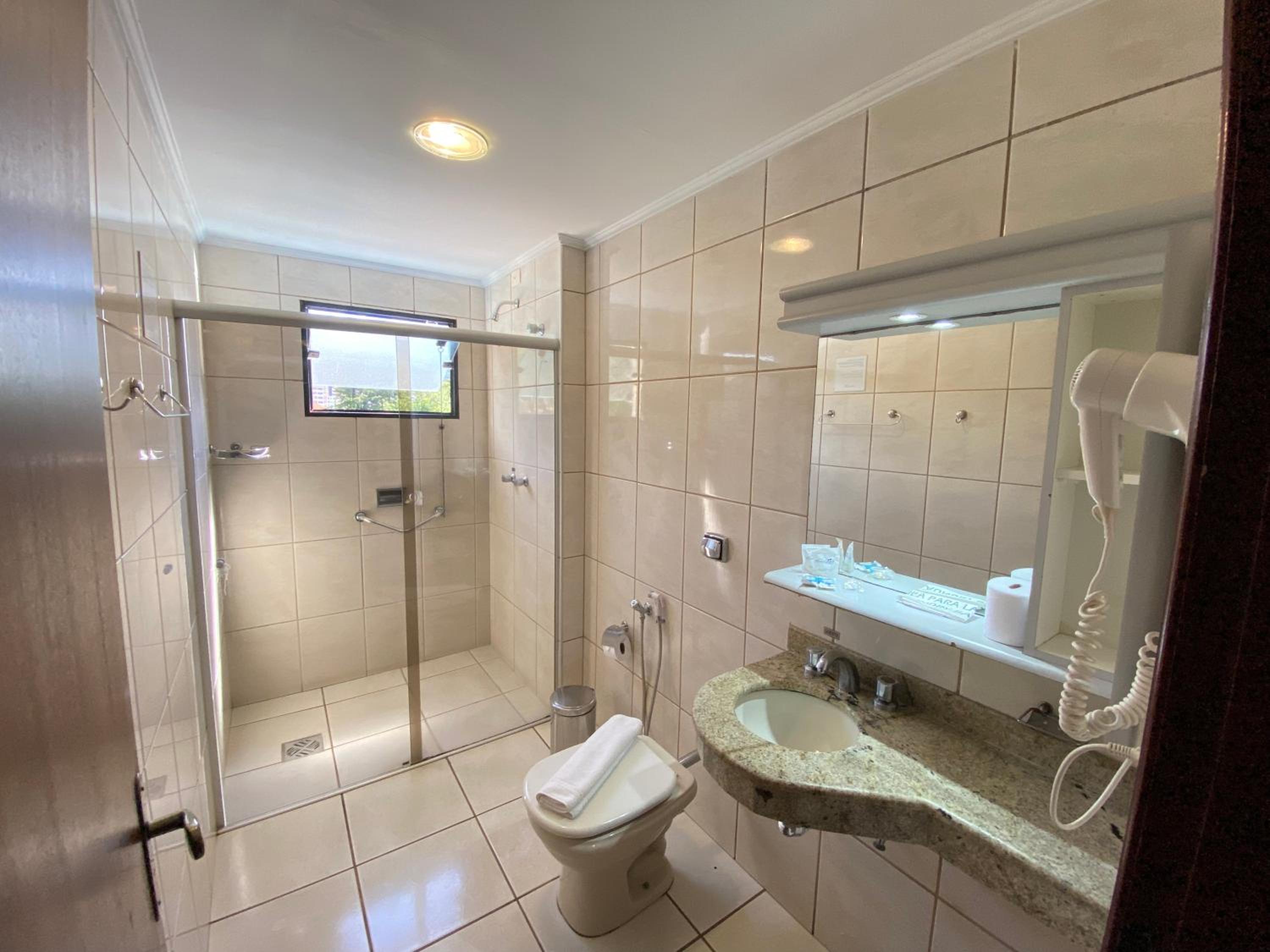 Suite Apartment - Photo 2