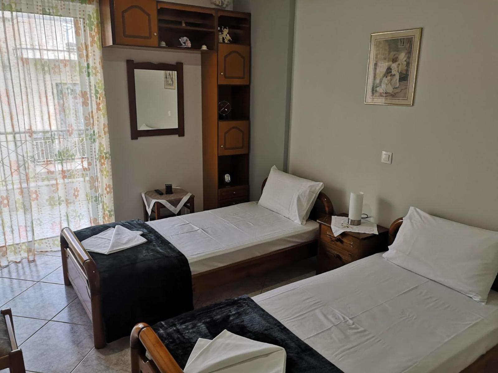 Two-Bedroom Apartment - Photo 17