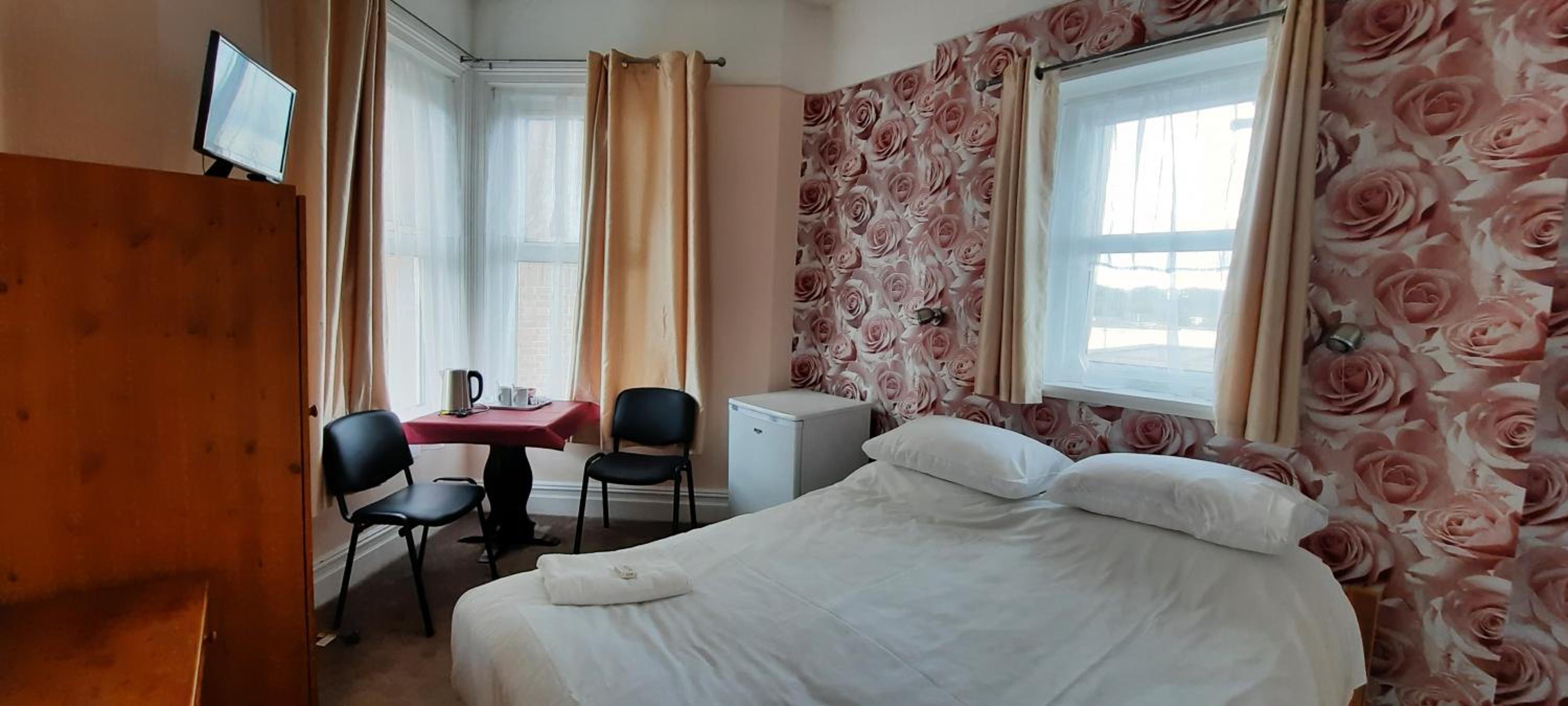 Double Room - Photo 1