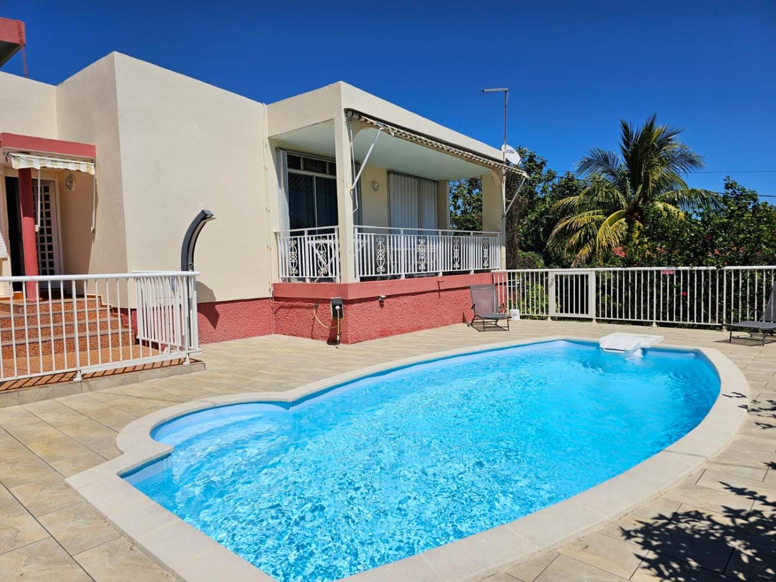 Studio with Pool View photo 1