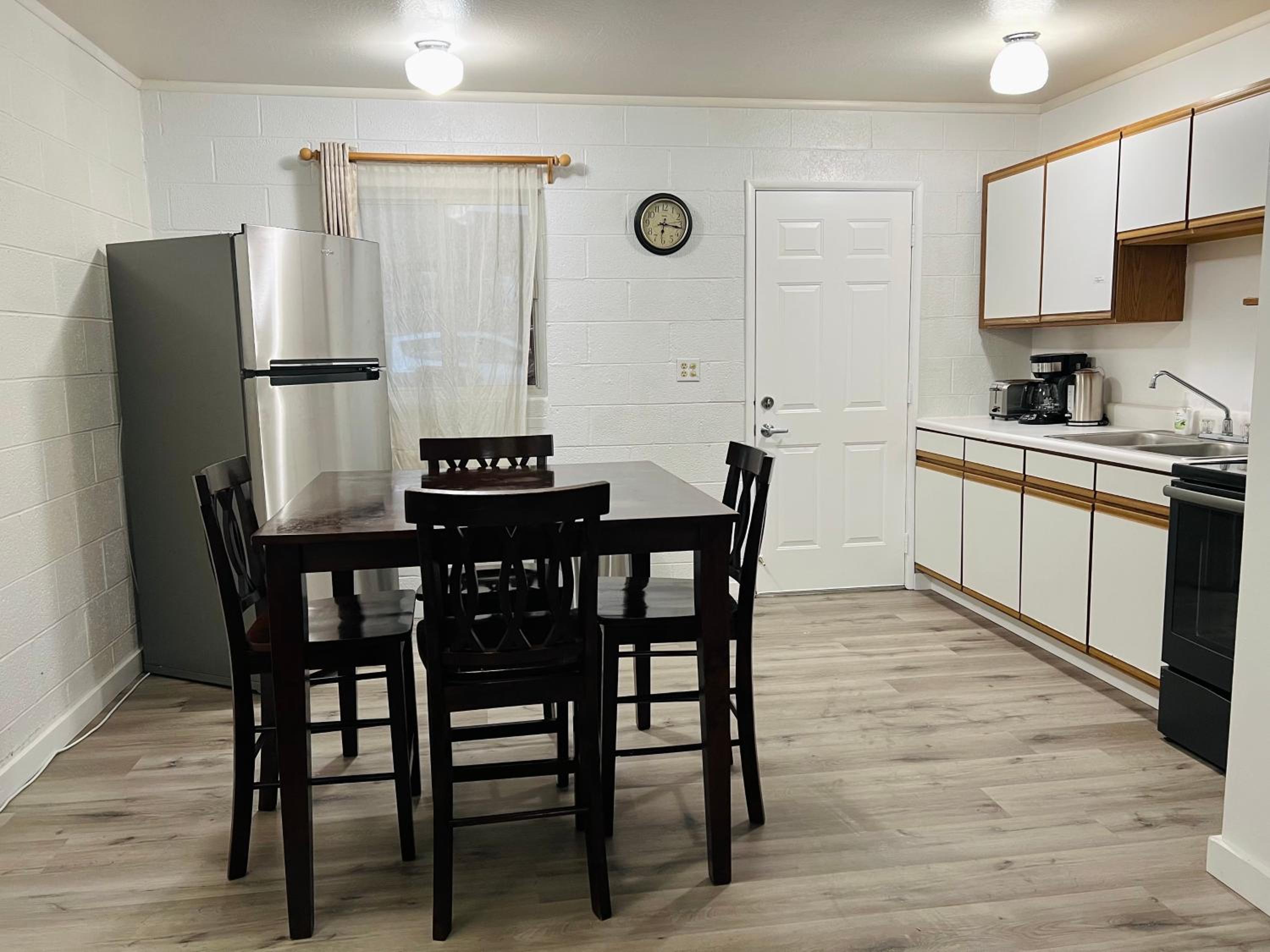 Two-Bedroom Apartment - Photo 15