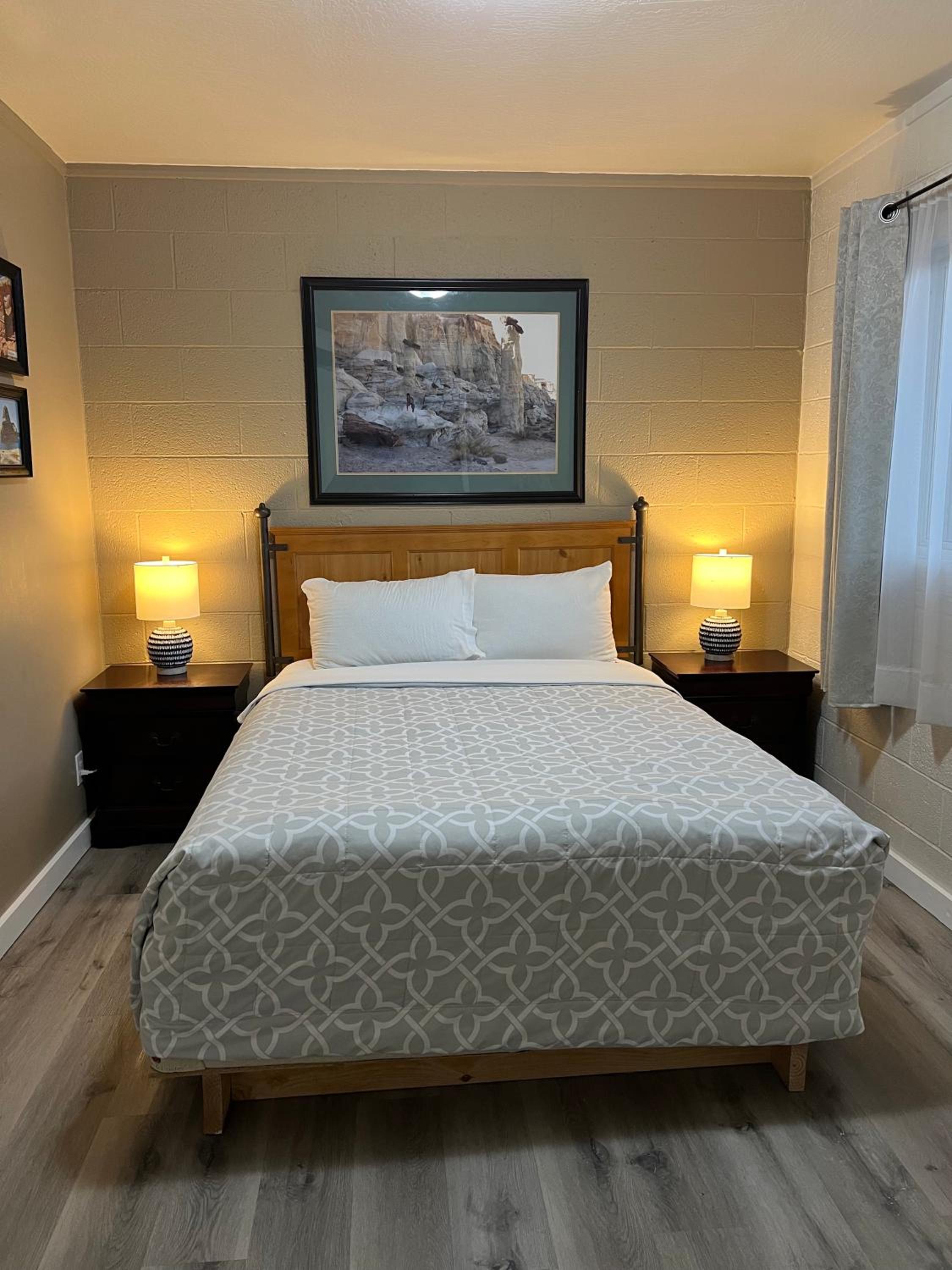 Two-Bedroom Apartment - Photo 4