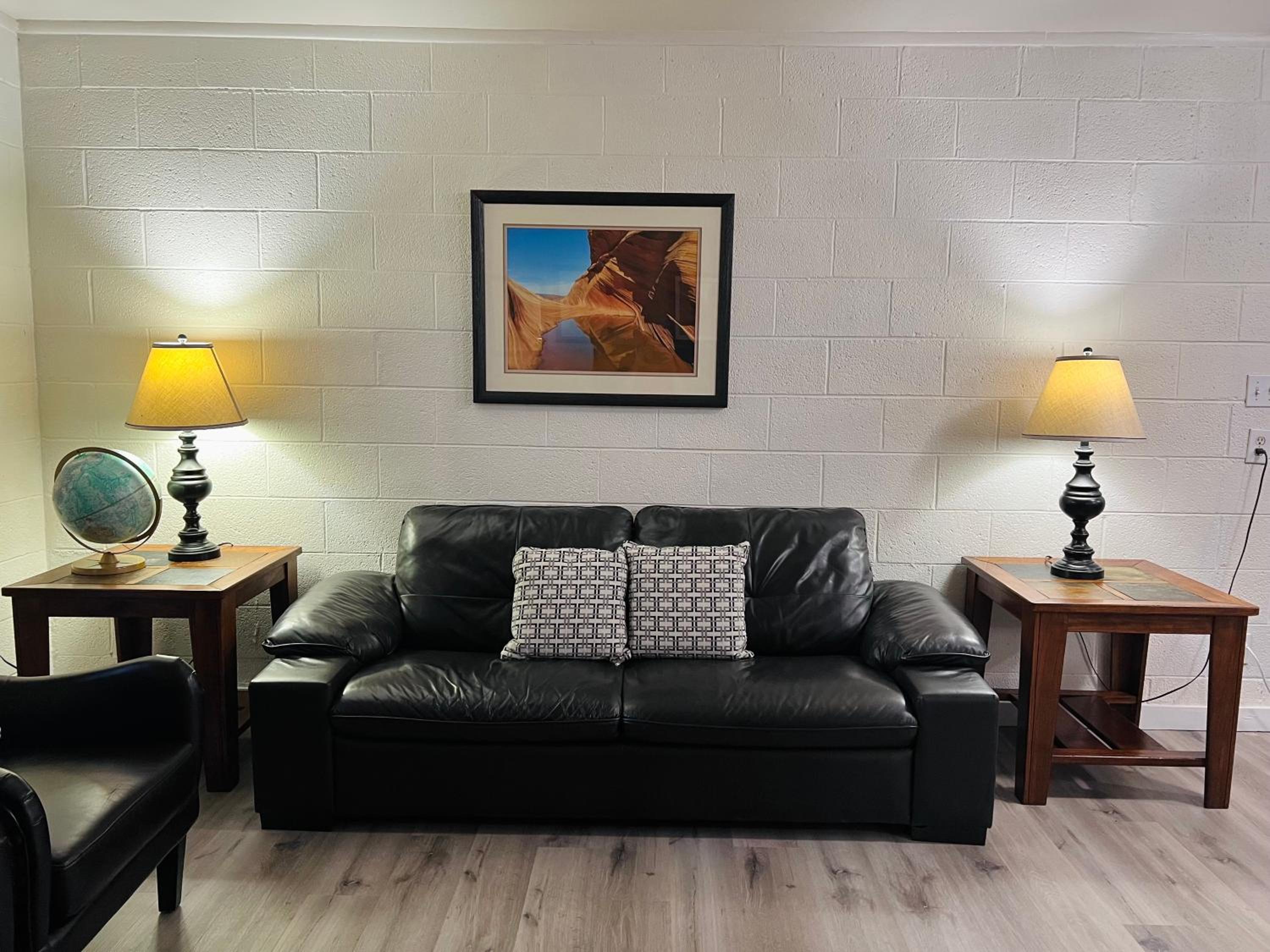 Two-Bedroom Apartment - Photo 1